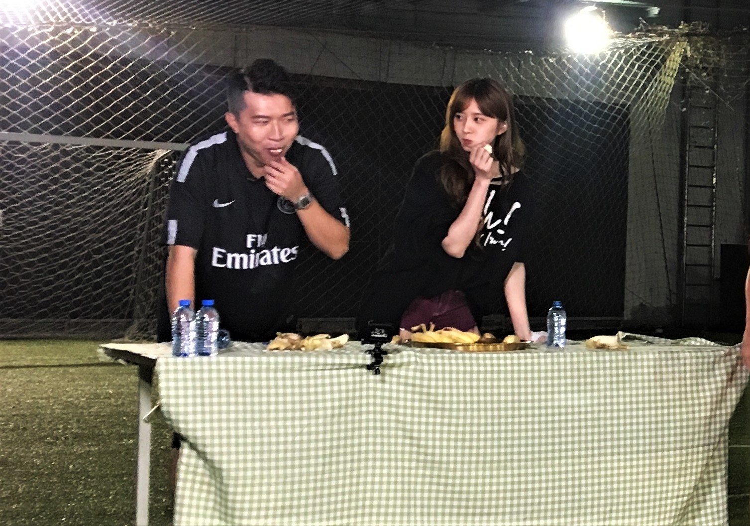 張立東節目上趁機想要撩謝翔雅，慘遭對方打槍。（明星製作人提供）