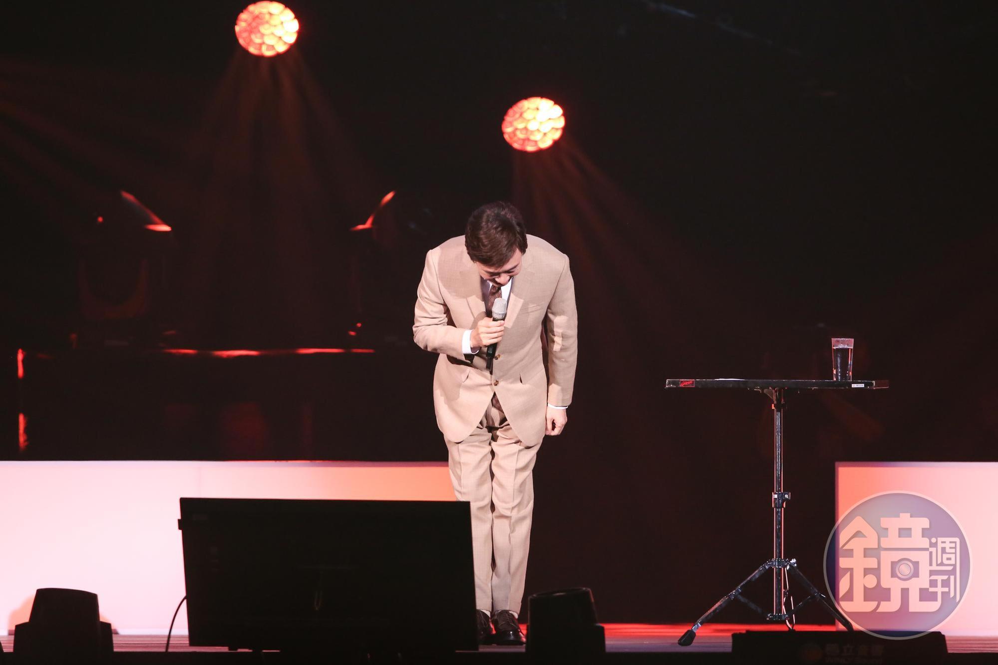 出道47年，費玉清舉辦最終場《2019告別演唱會》，之後將正式封麥。