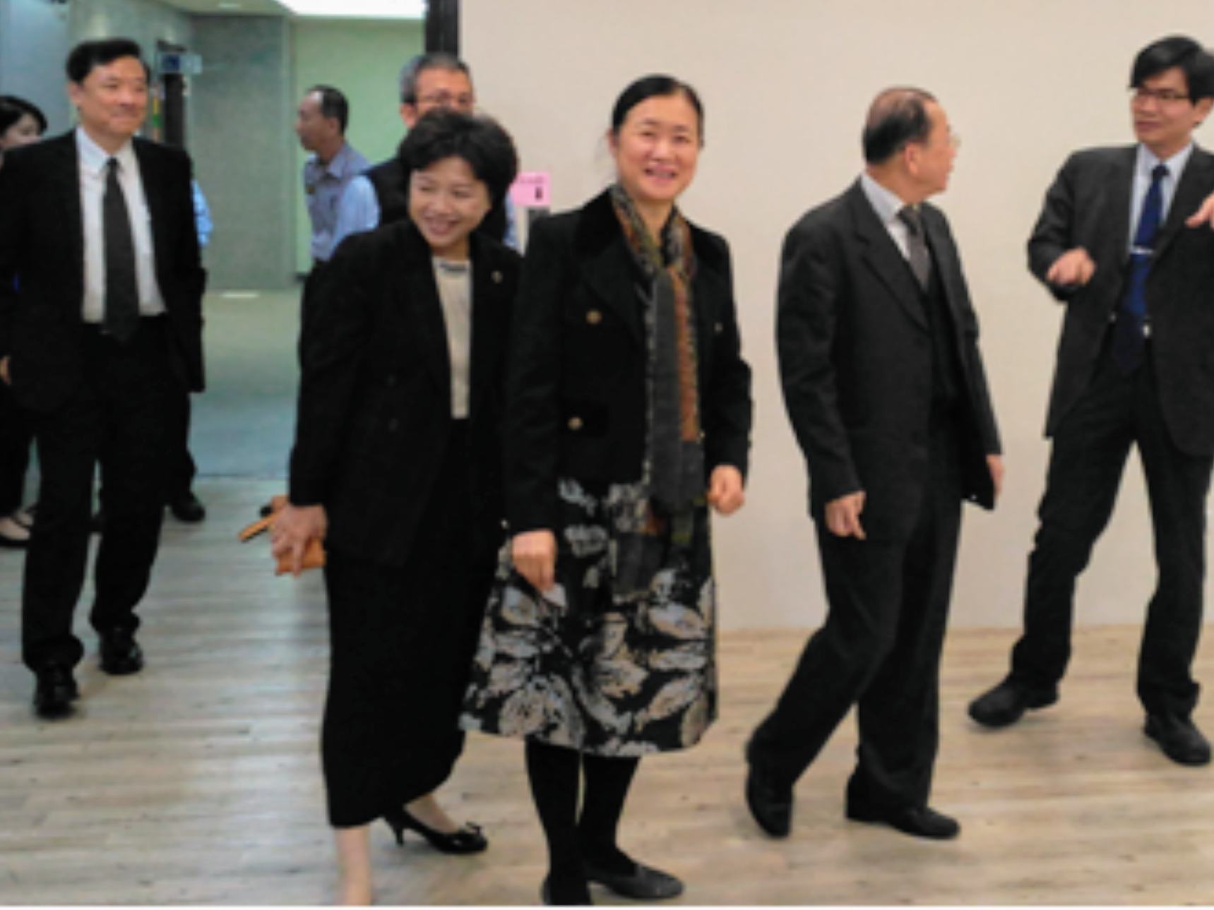 司法院預計在11月12日進行人審會，由莊秋桃（中）等5位女法官出任首長。（翻攝法扶基金會網站）