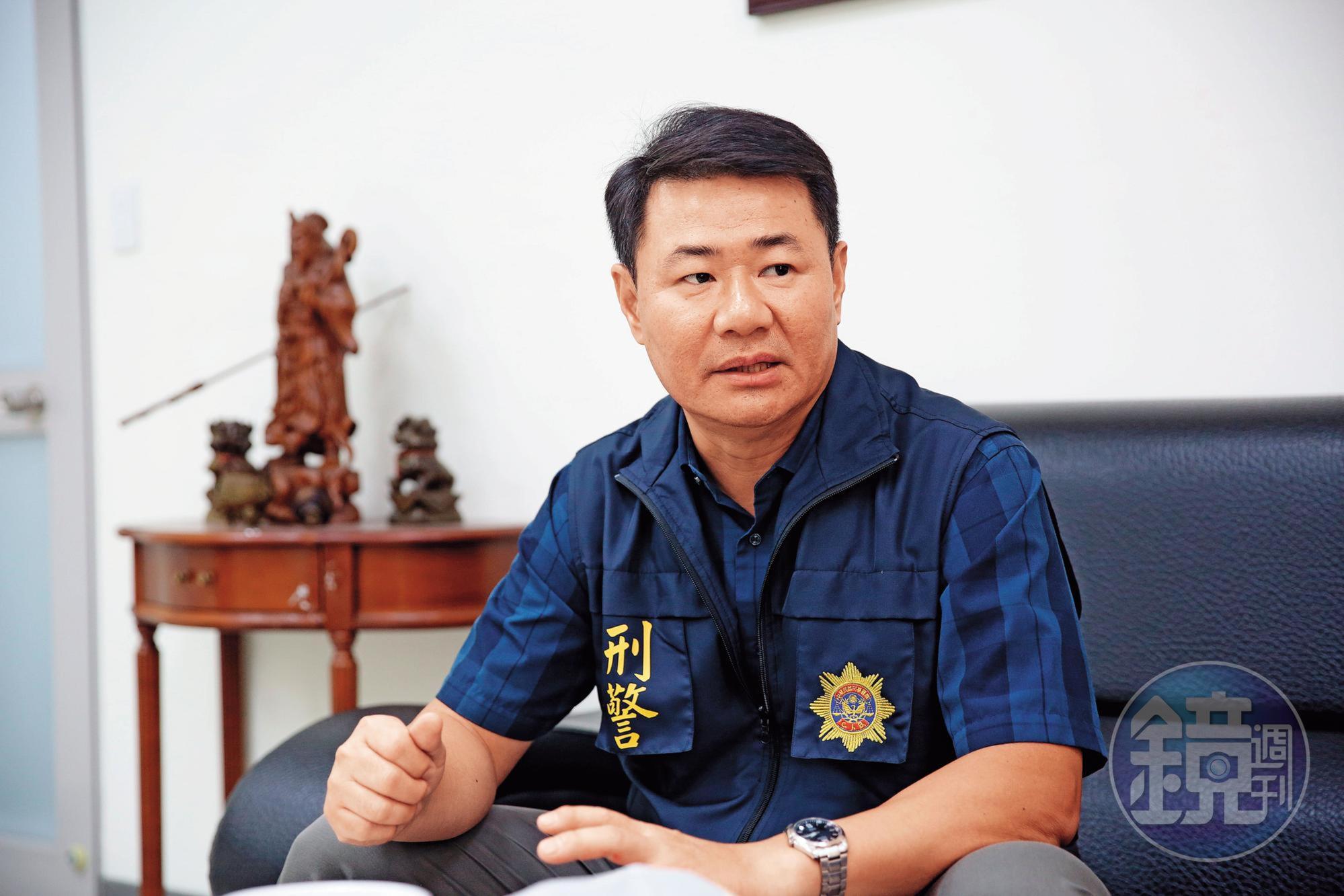 台中市五分局偵查隊副隊長謝志遠呼籲,移工應透過正常管道匯款回母國。