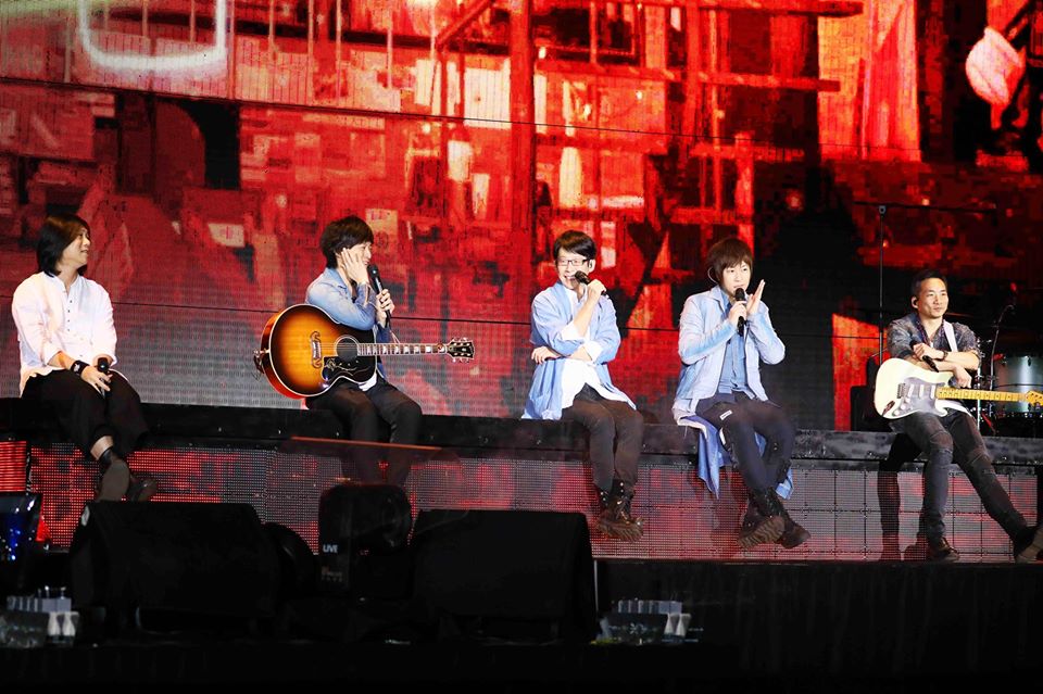 寵粉的五月天聽聞小歌迷罹患急性淋巴白血病，特地暖心送上錄音檔為她打氣。（翻攝自五月天臉書）