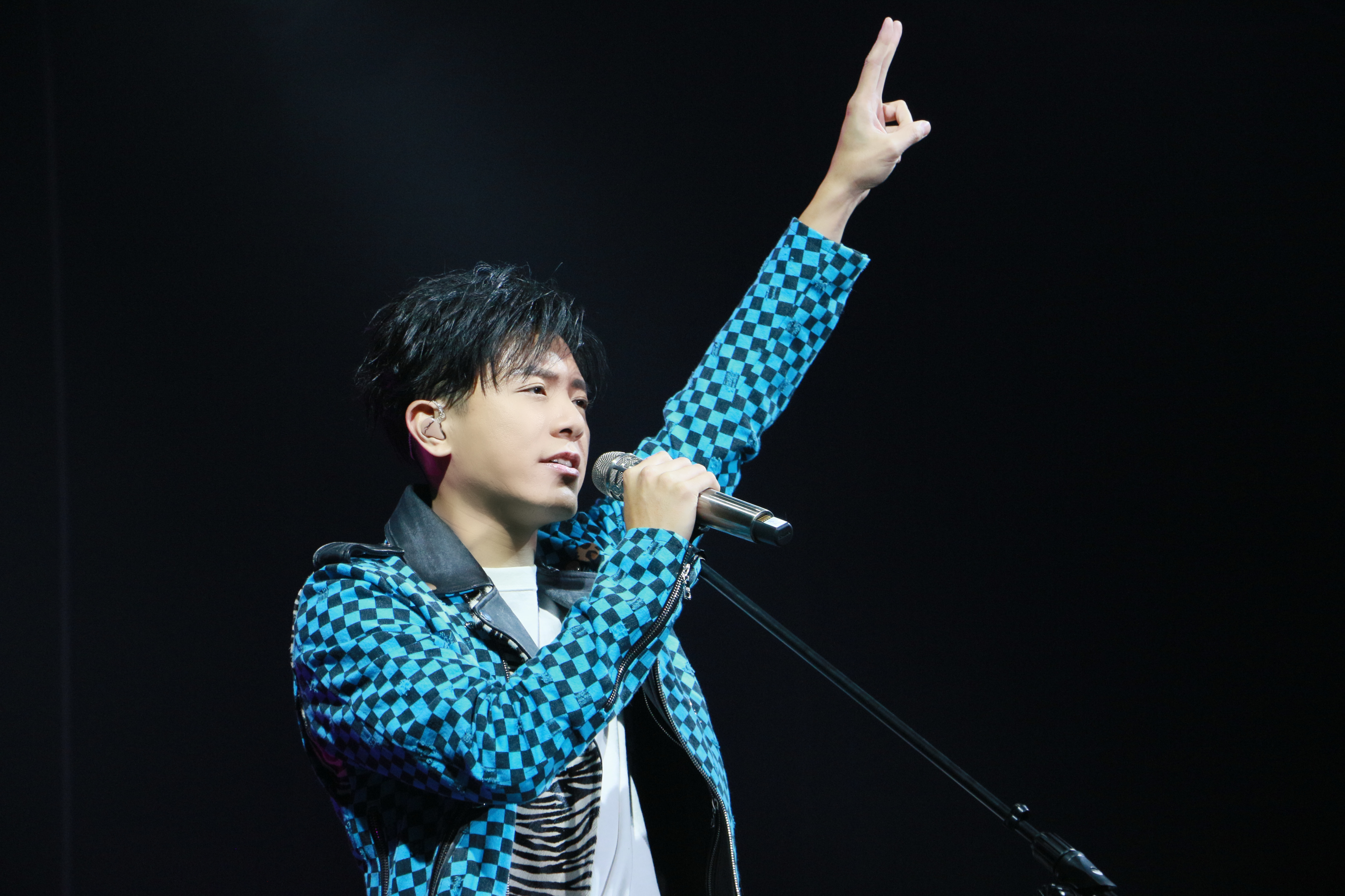 韋禮安暫甩外界紛擾，今在南京奧體中心體育館副館舉辦《而立》巡演。（IMC提供）