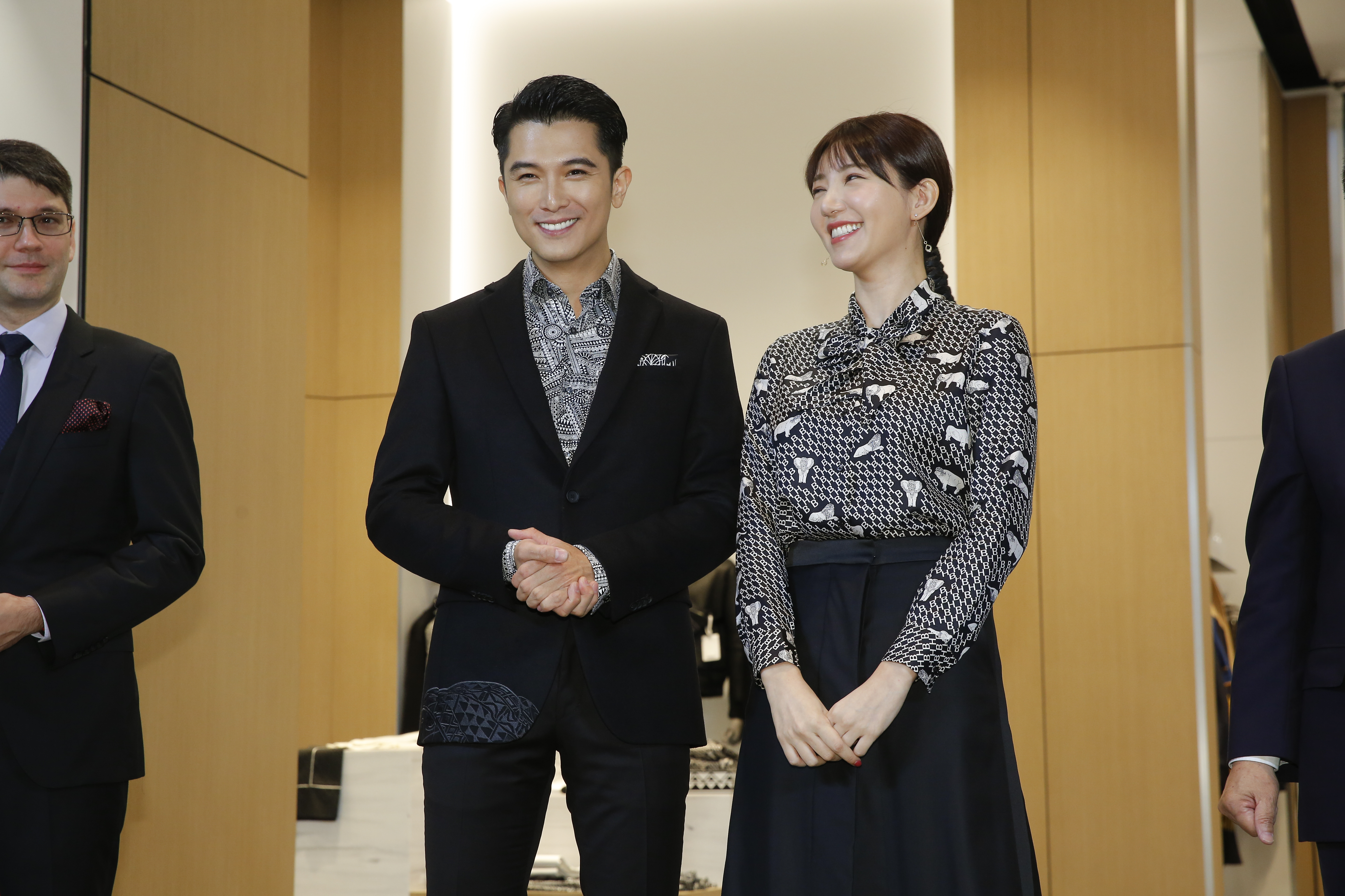 邱澤、郭雪芙受邀出席BOSS微風南山專門店開幕剪綵活動。