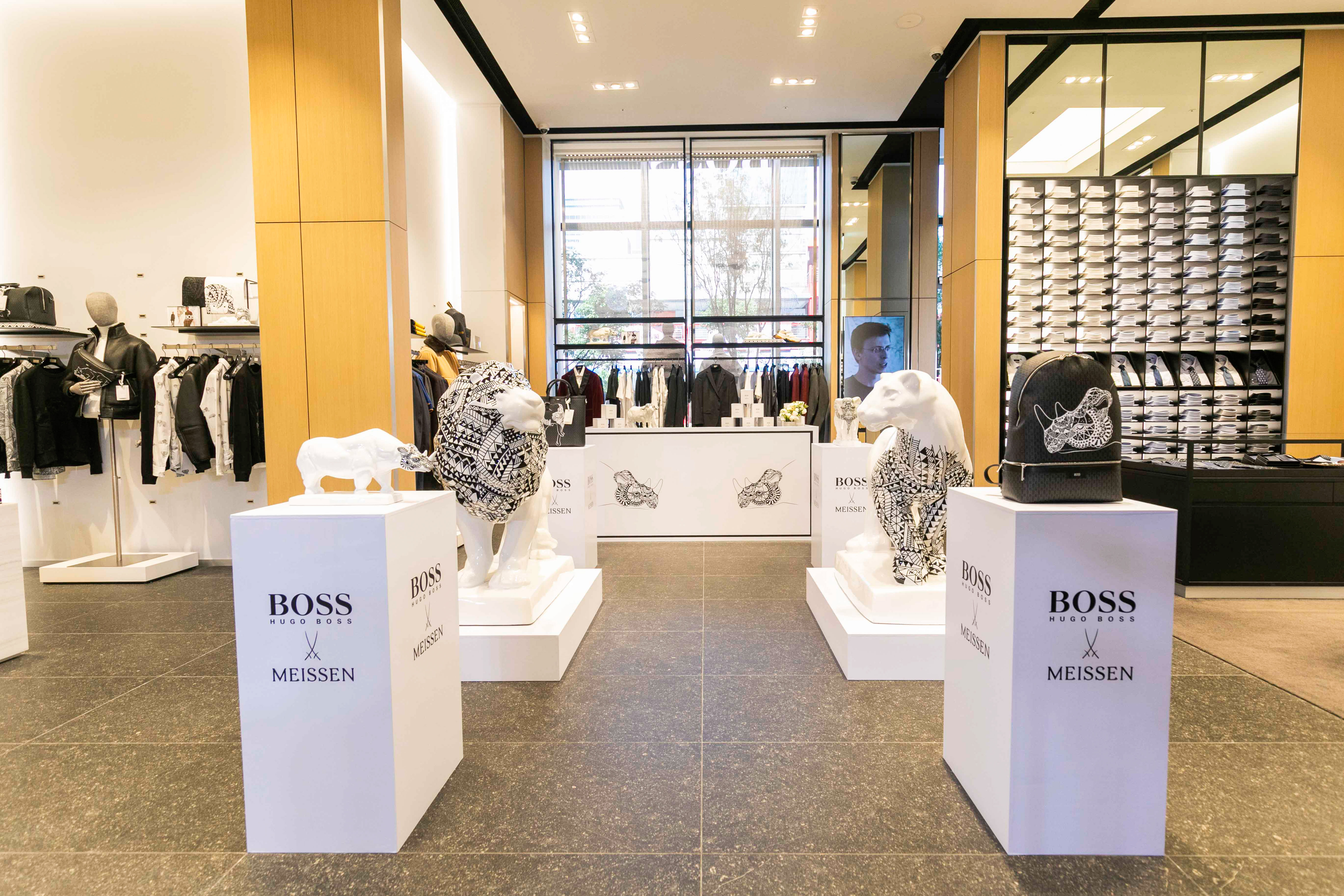BOSS微風南山專門店可以見到百年瓷器品牌Meissen的實物大小動物模型。（Chris Yi 提供）