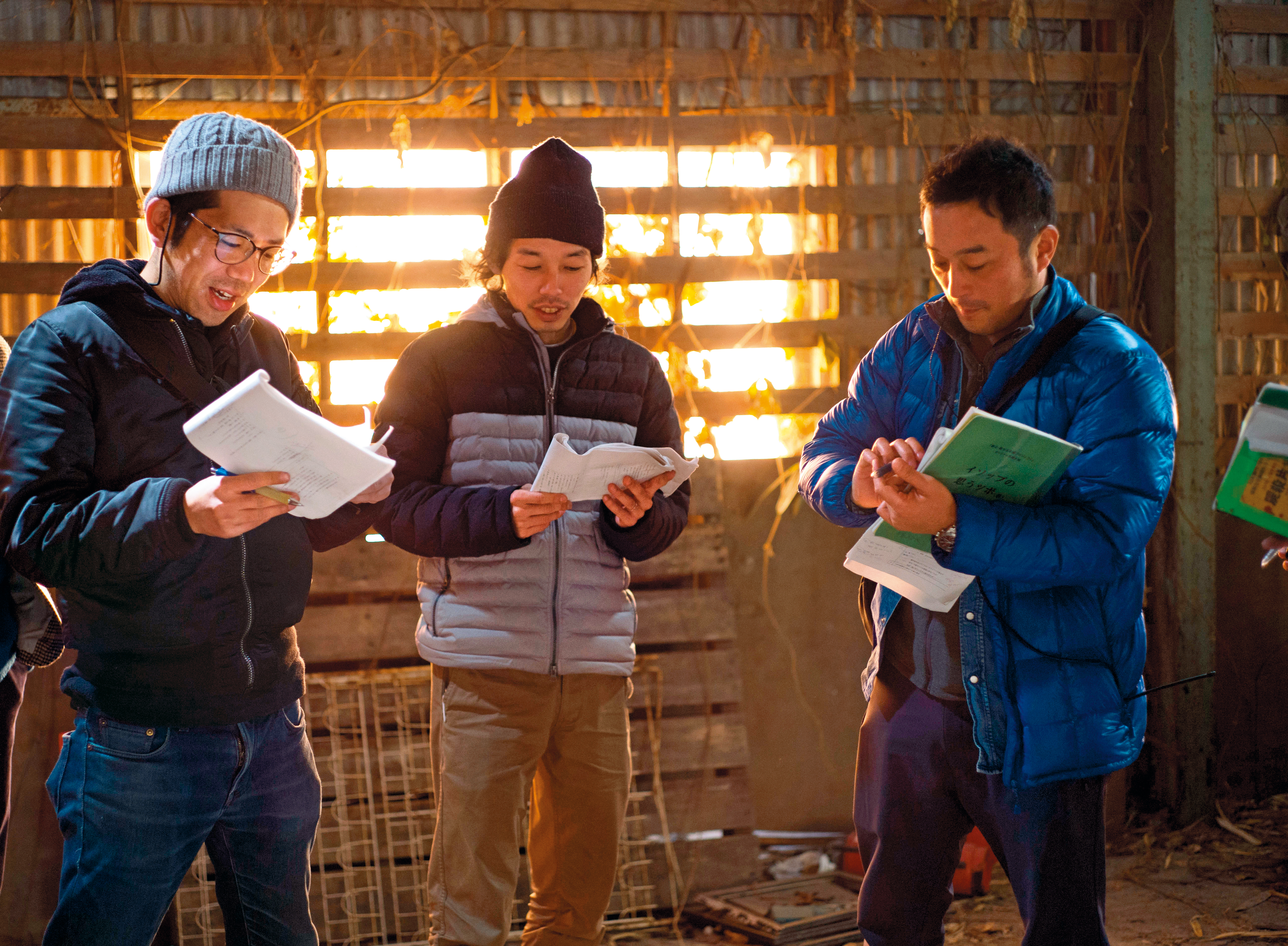 淺沼直也(左起)、上田慎一郎、中泉裕矢依《伊索遊戲》劇情分段執導。(天馬行空提供)