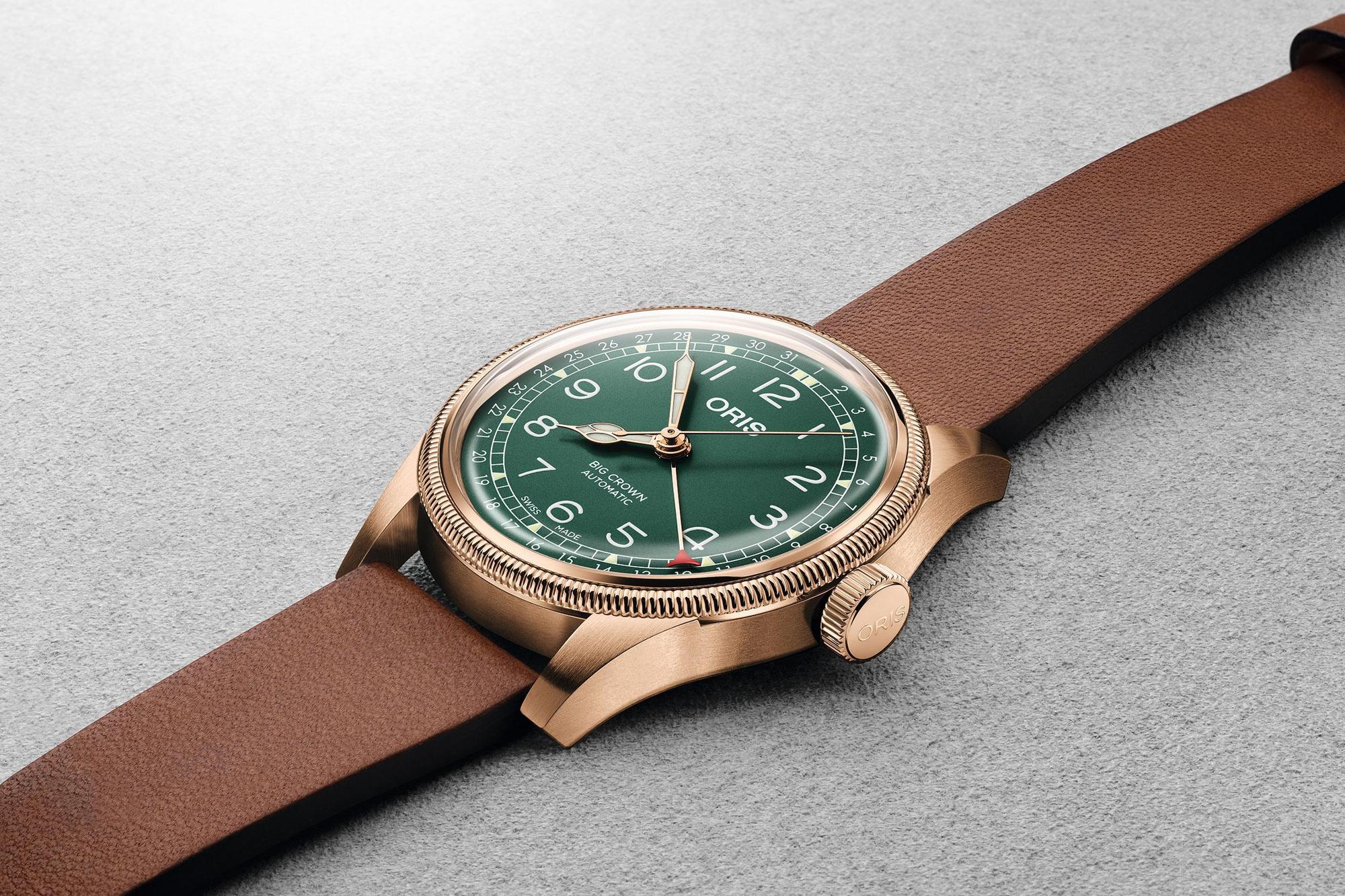 Oris Big Crown 指針式日期錶80週年紀念版，40mm青銅錶殼，建議售價NT$60,000。