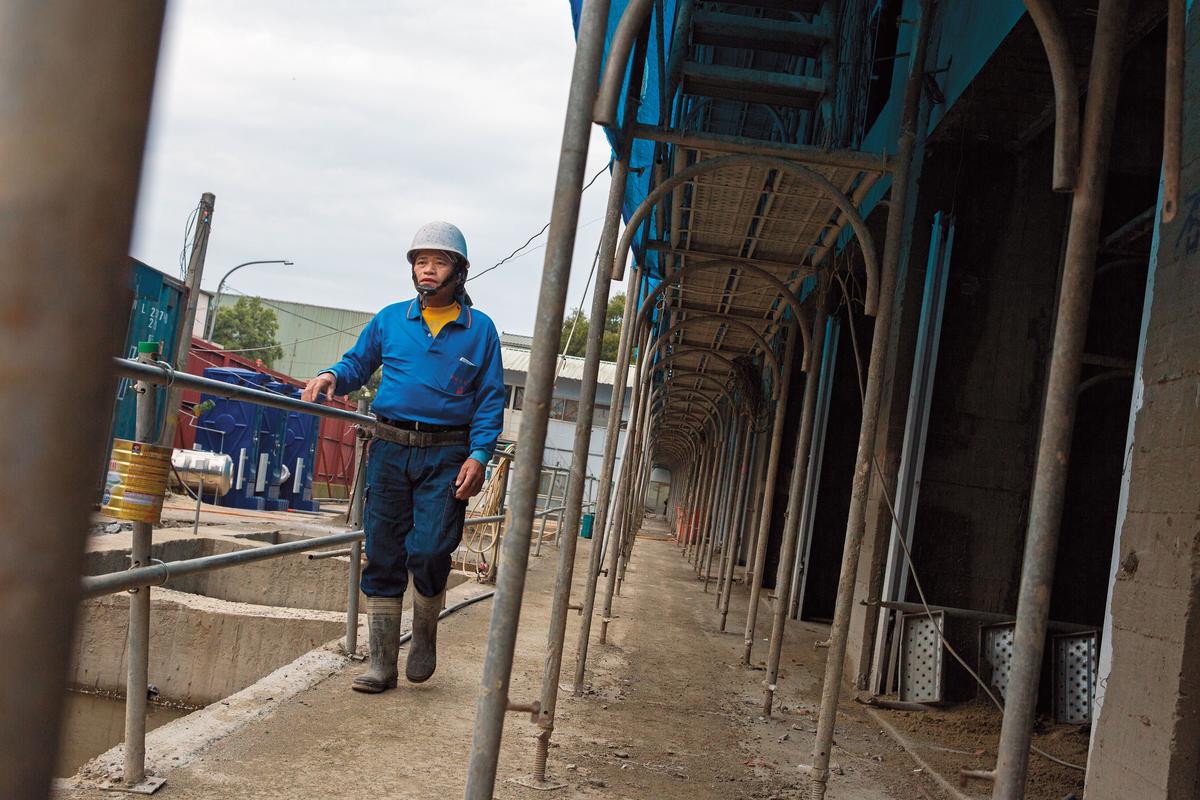 廖家4兄弟都是灌漿工人，這是工程中最危險的一道程序，稍有不完善，便容易發生意外。