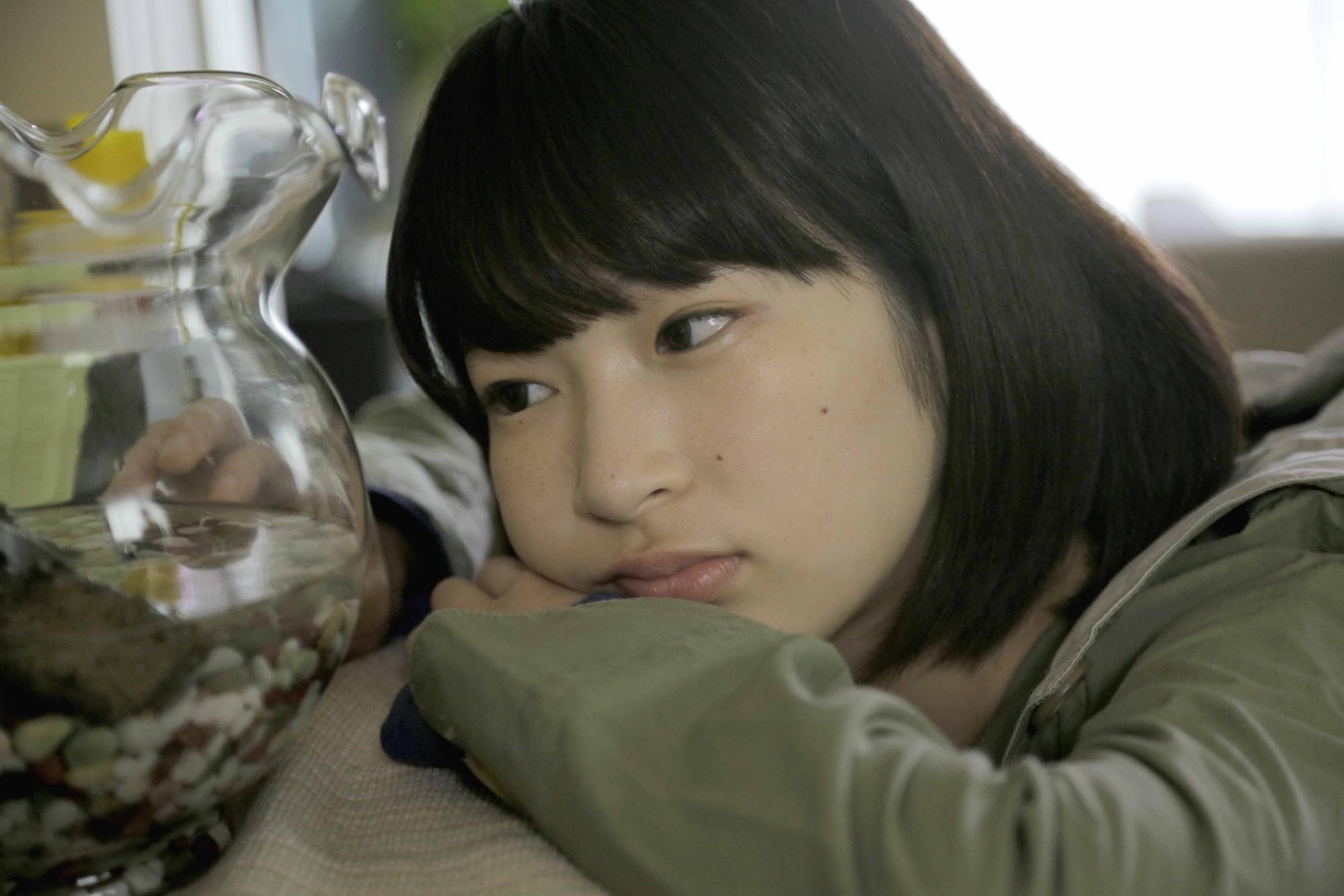 石川瑠華在《伊索遊戲》飾演內向的女大生,唯一的朋友是她養的烏龜。(天馬行空提供)