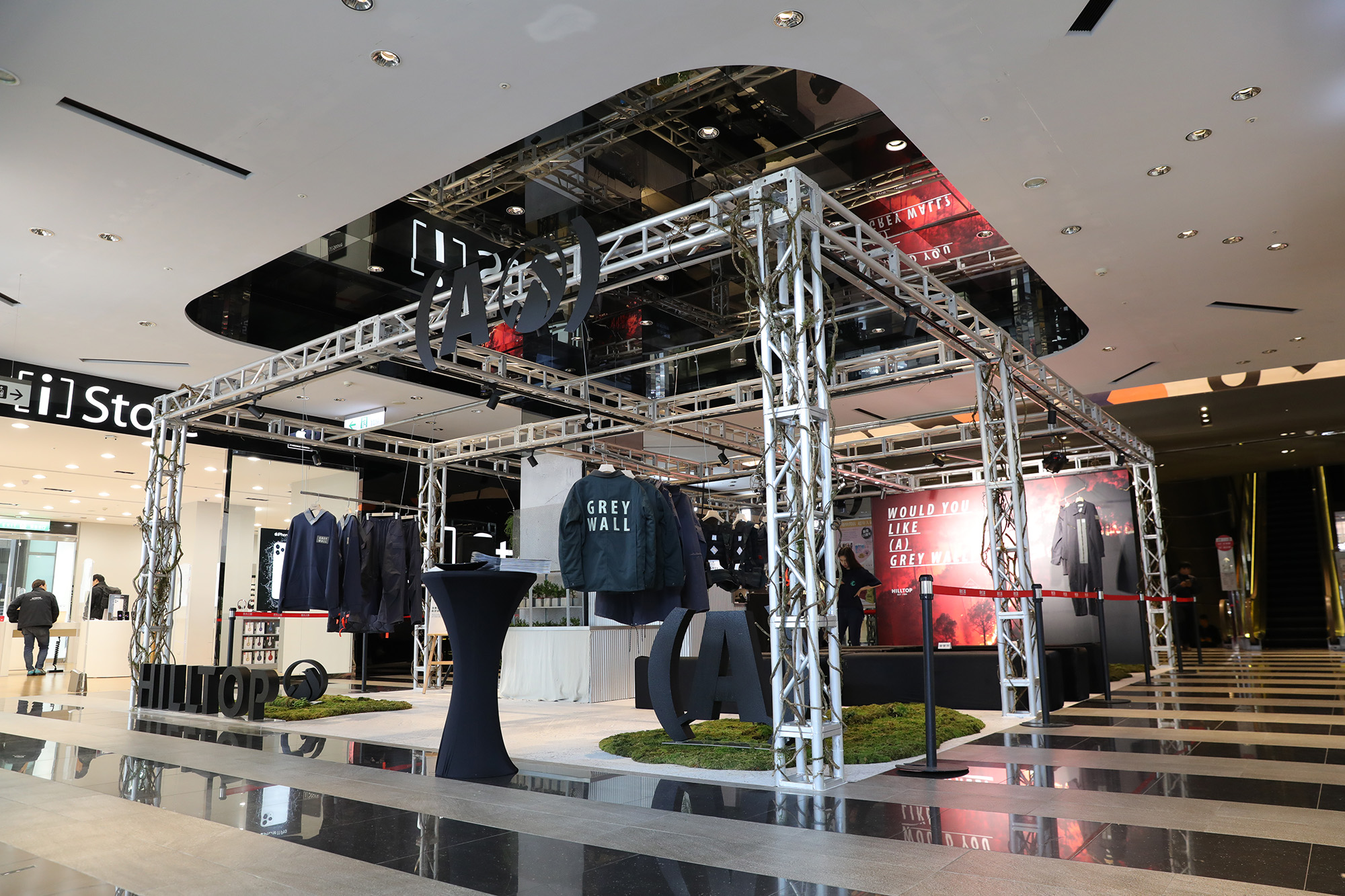 Grey Wall概念期間限定店已於新光三越A11一樓登場。（（A）NOWHERMAN）