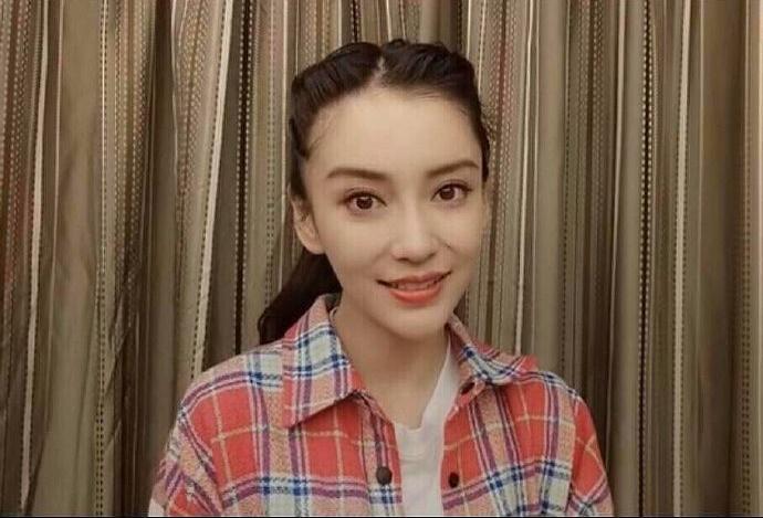 Angelababy日前拍攝宣傳片,驚現髮際線倒退嚕,與平時相差甚遠。(翻攝自微博)