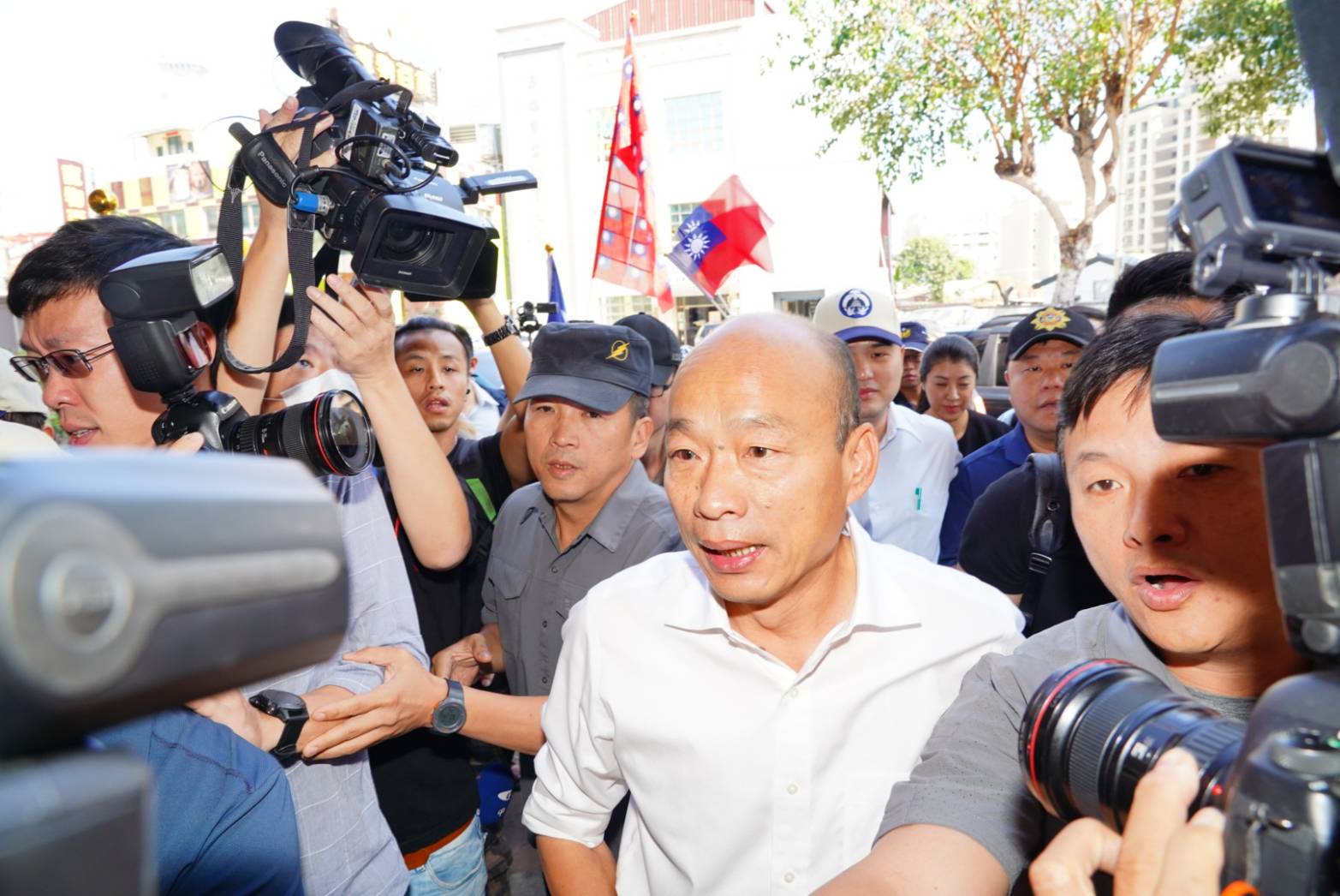 韓國瑜表示「蔡賴配」是政治考量，像「武大郎跟潘金蓮蓋一條棉被」。