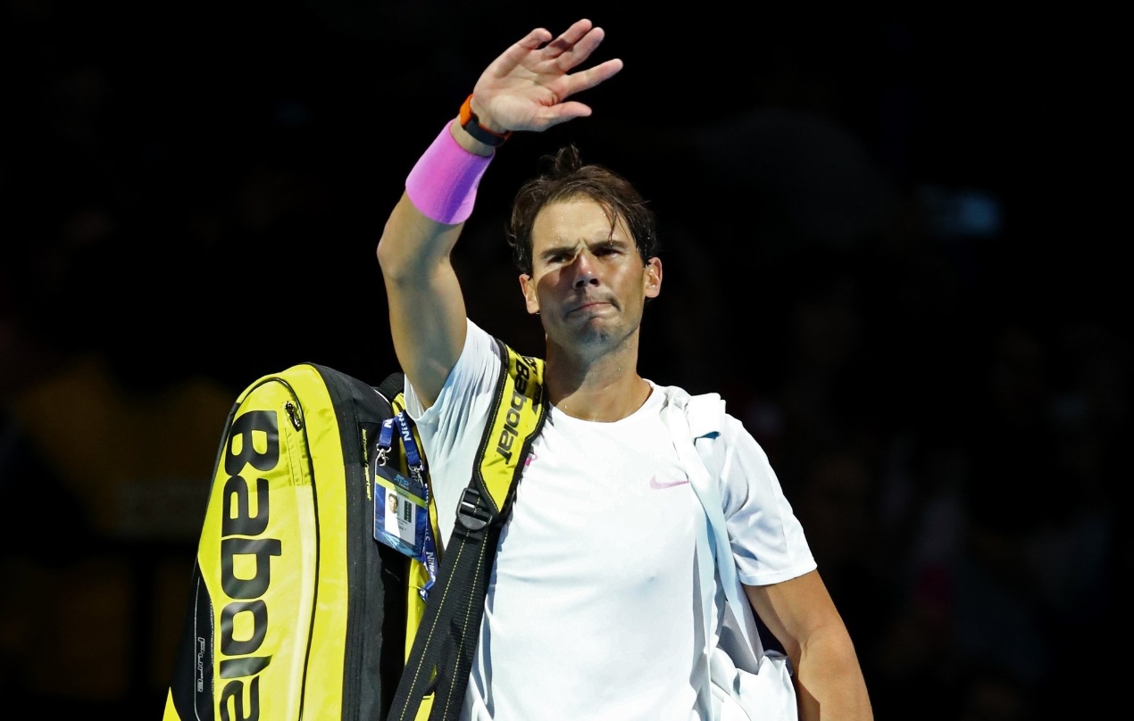 球王納達爾在小組賽首戰輸球，遭記者追問是否因為結婚所以無法專心。（翻攝自ATP Twitter）