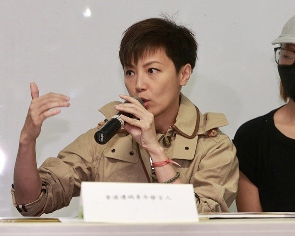 對於手機遭植入間碟程式一事，何韻詩並未回應。（翻攝自何韻詩臉書）