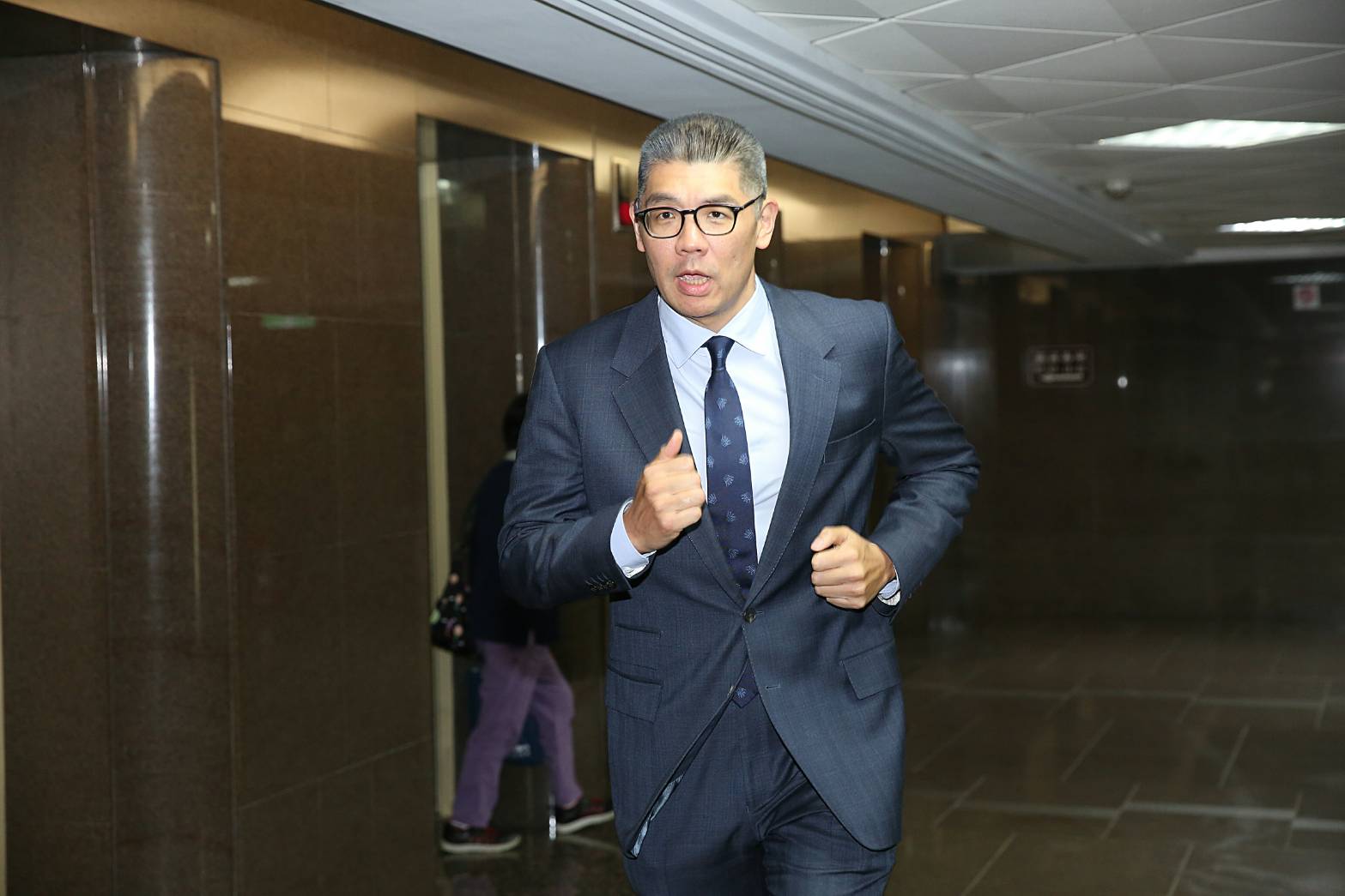 連勝文不滿國民黨不分區立委名單,砲轟:「做事要對得起良心」。