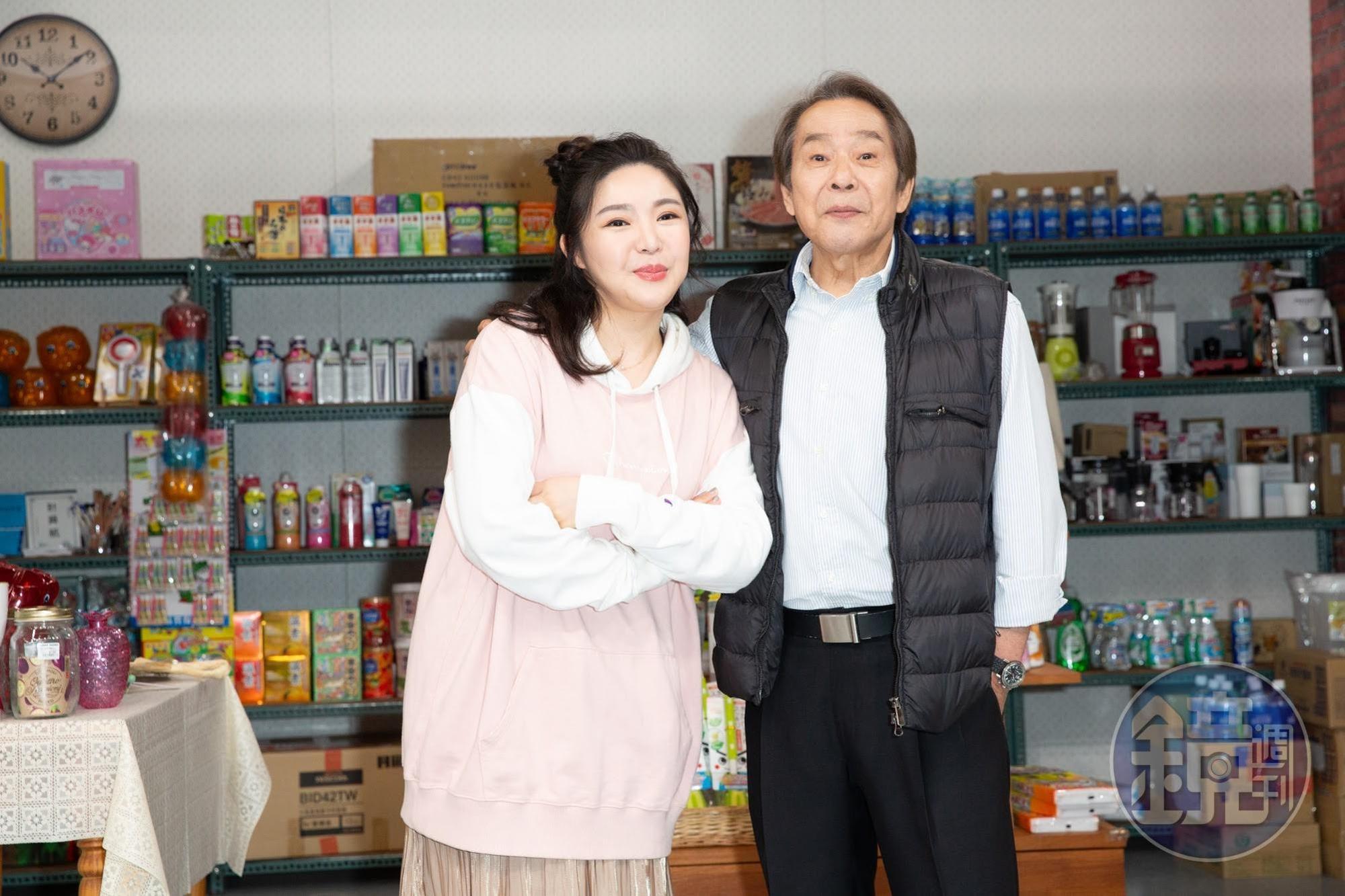 張魁首度與女兒張幼楒同台演出。