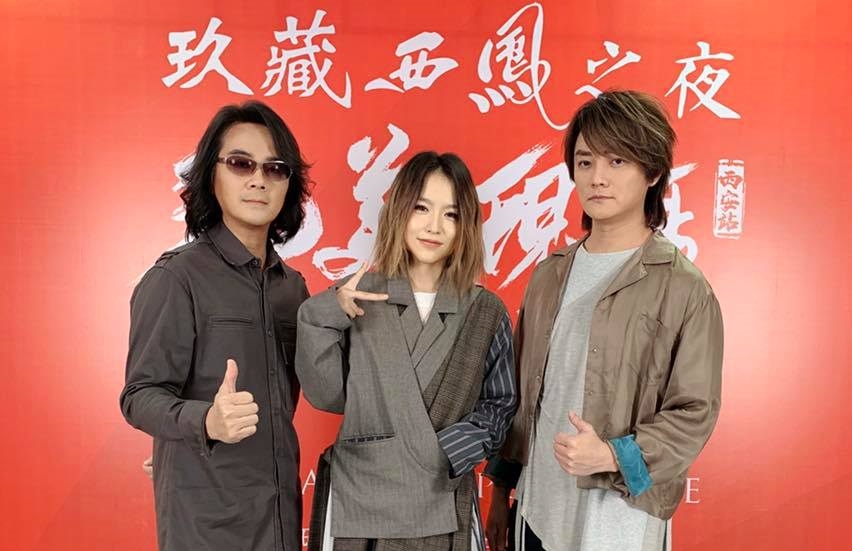 F.I.R.飛兒樂團日前受邀以驚喜嘉賓的身分，參與湖南衛視《嗨唱轉起來》節目。（翻攝自F.I.R.臉書）