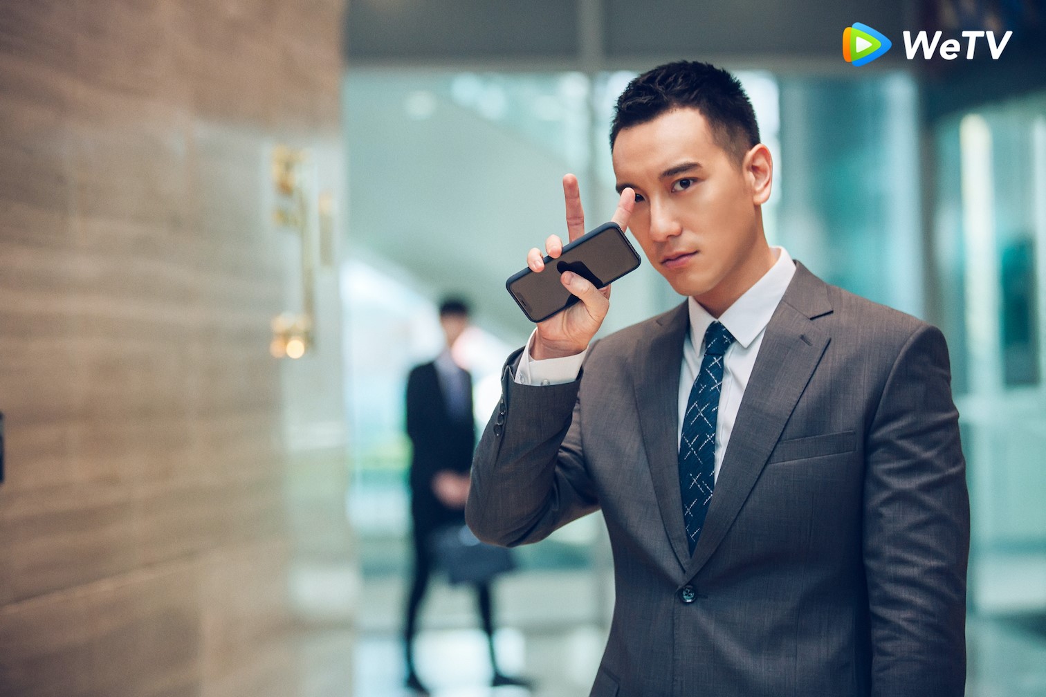 王陽明在《沒有秘密的你》飾演律師。（WeTV提供）