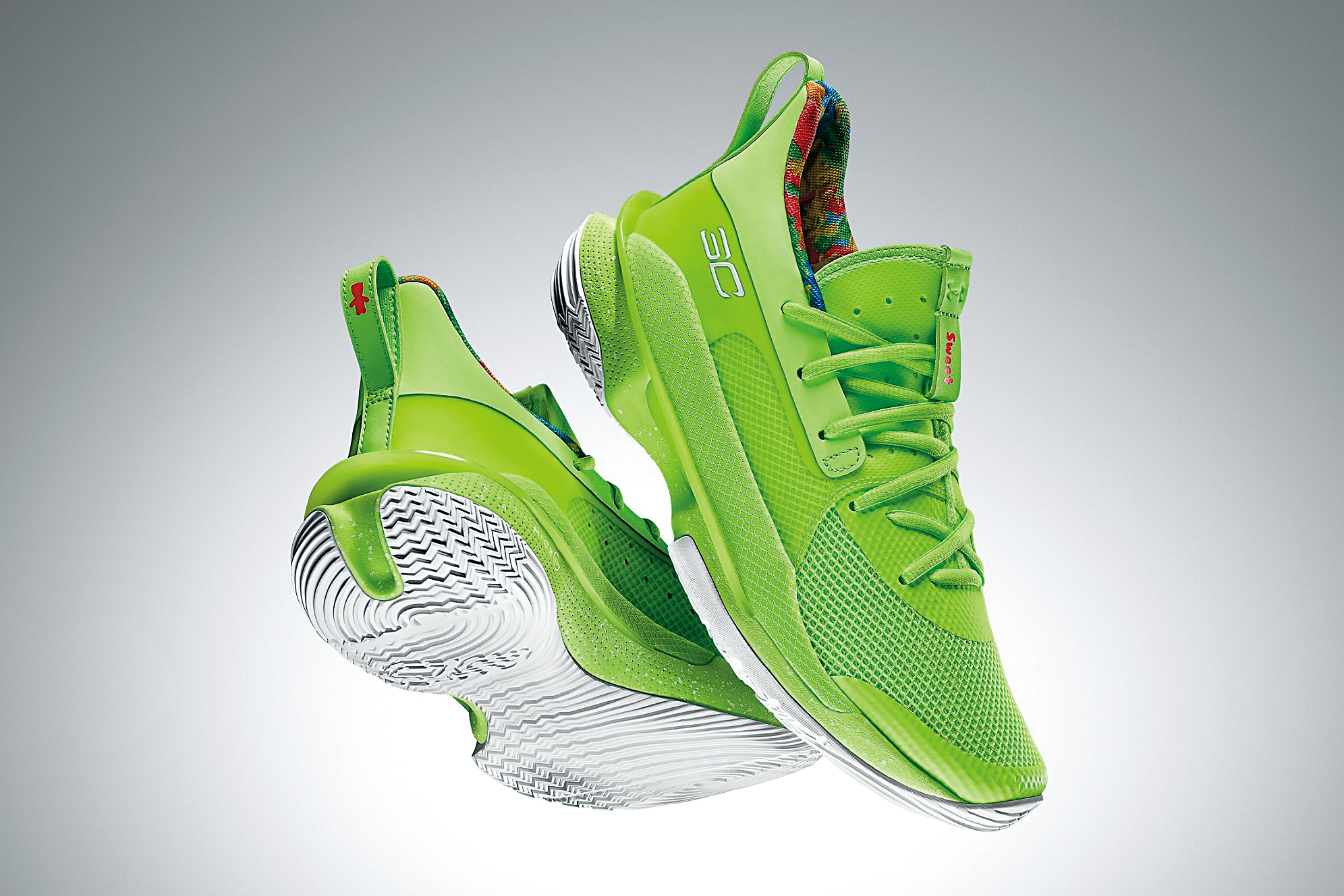 Curry 7 Sour Patch Kids籃球鞋 NT$5,280（星裕國際提供）