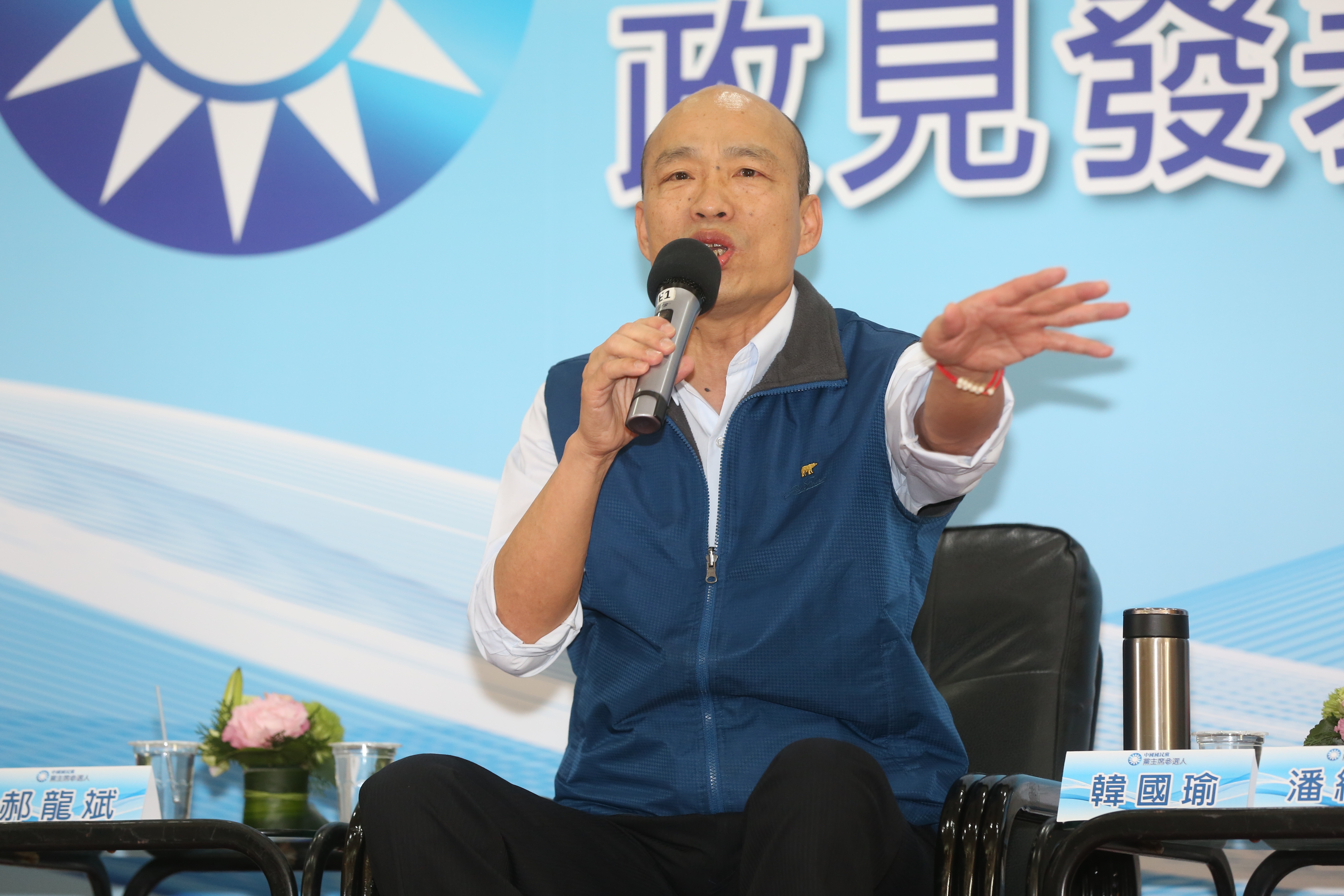 韓國瑜在臉書發文，表態「解決香港情勢，我挺港人全面民主普選」。（本刊資料照）