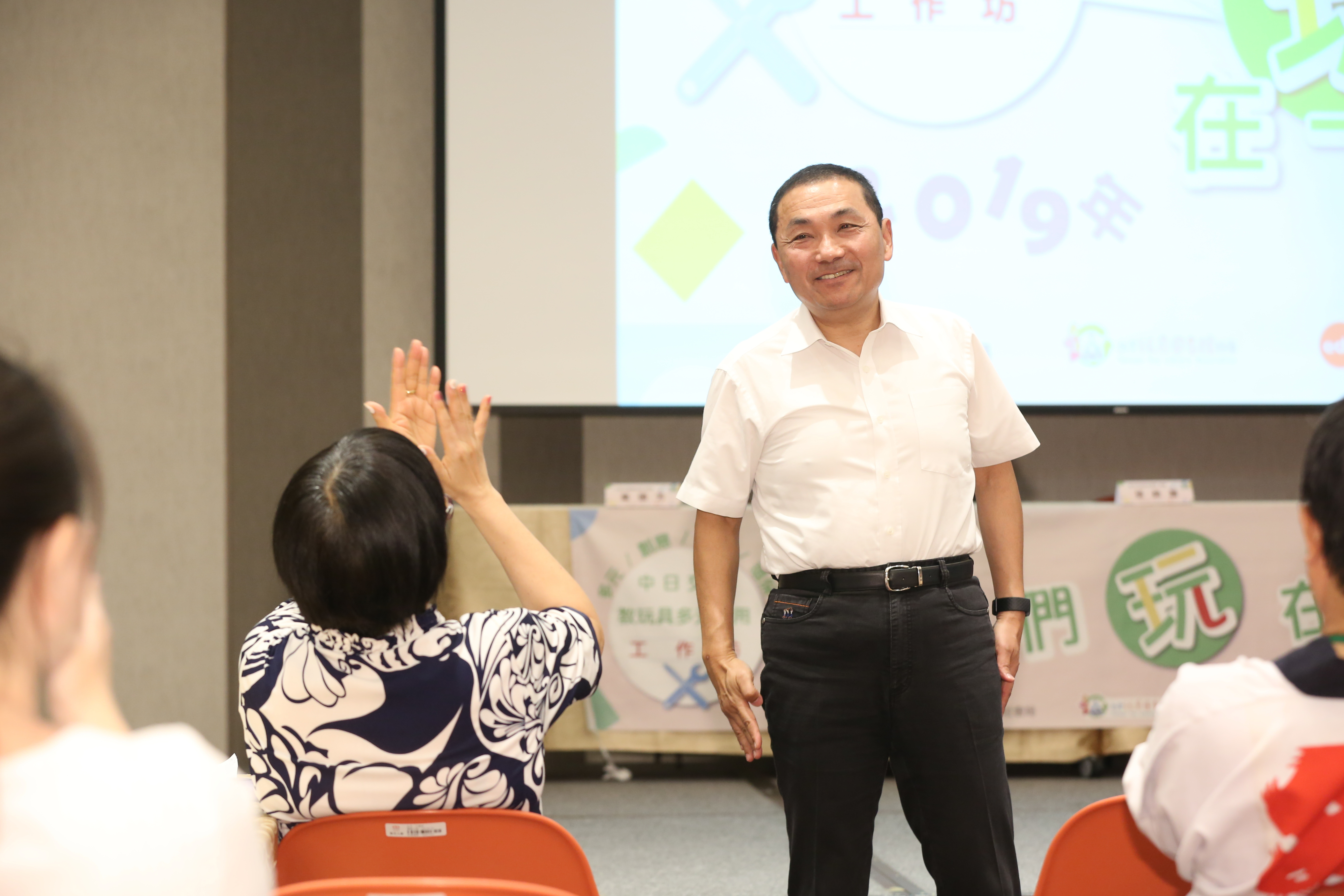 據了解，黨主席吳敦義與藍營最大諸侯的新北市長侯友宜，其實私下對名單早有默契。