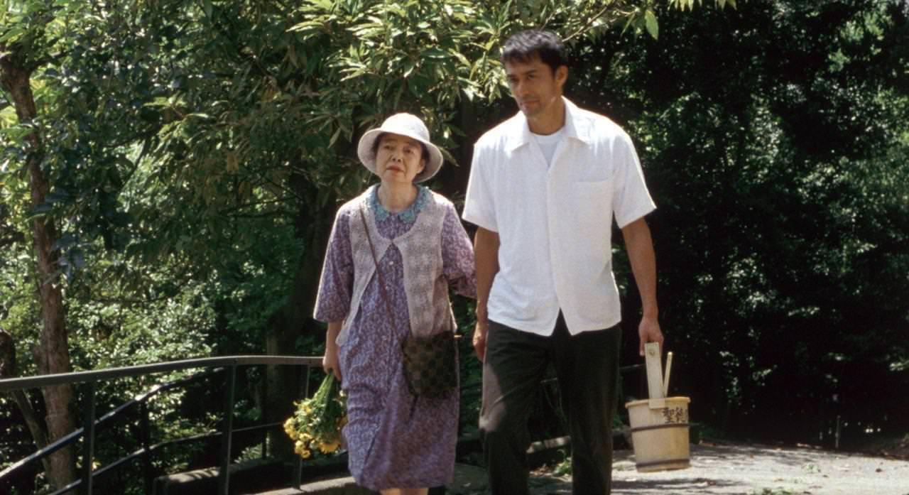 《橫山家之味》可以看到日本男人的悲傷如同三餐與四季,是非常不足掛齒的日常。(原子提供)