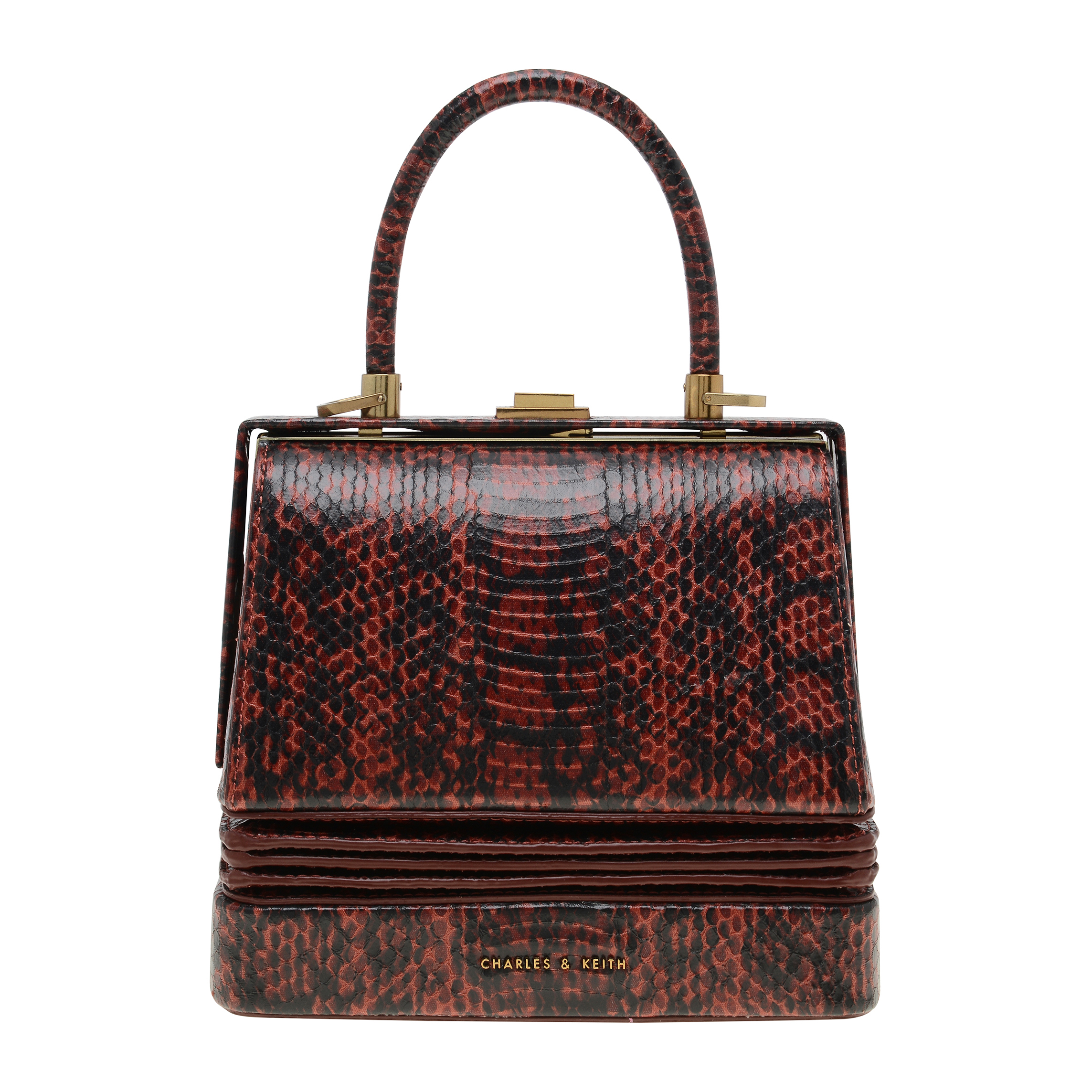 蛇紋方形手拿包,NT$3,590。(CHARLES & KEITH提供)