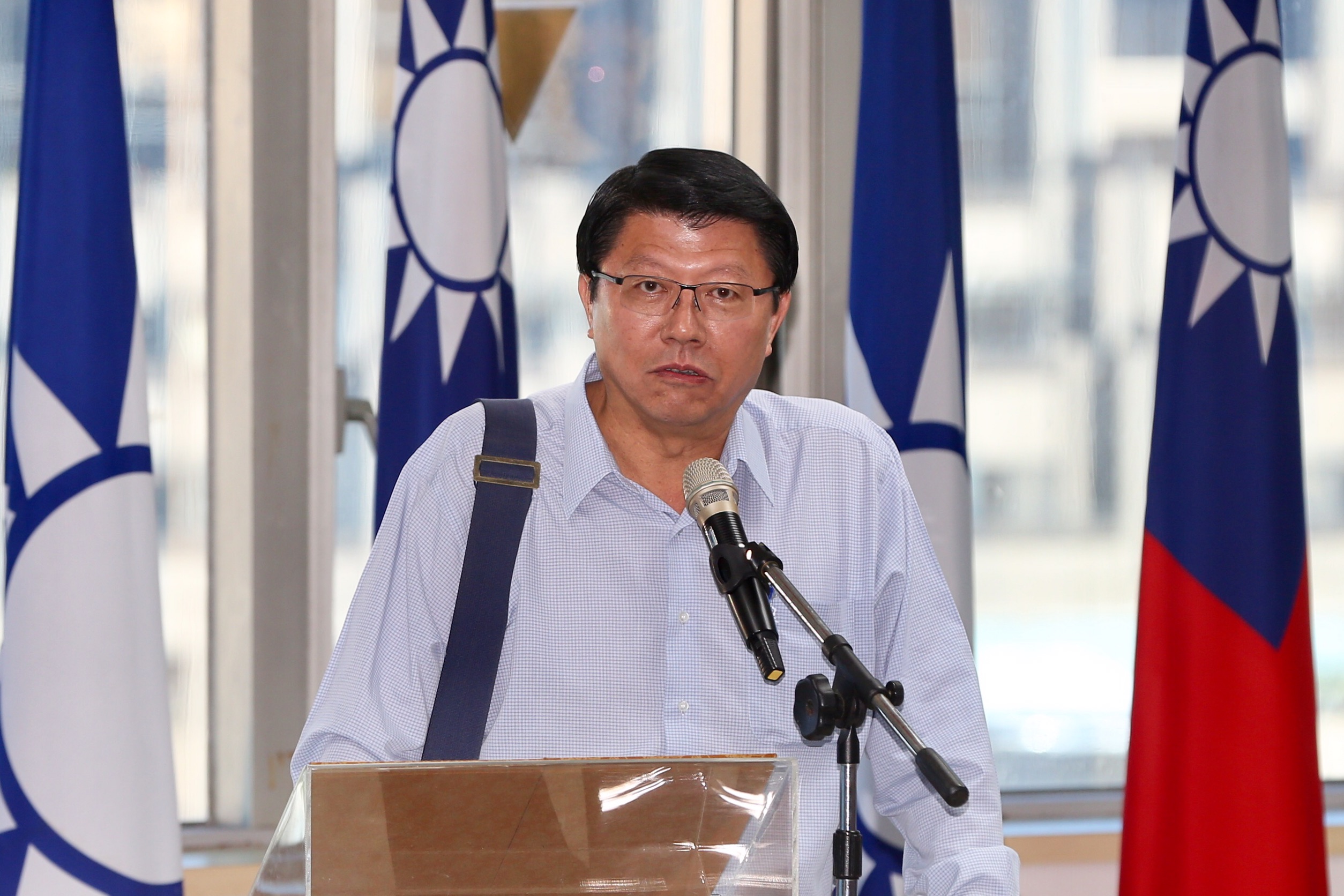 由黨總統提名人韓國瑜推薦的台南市議員謝龍介，卻從原先第11名退至黨主席吳敦義之後，成為第15名。