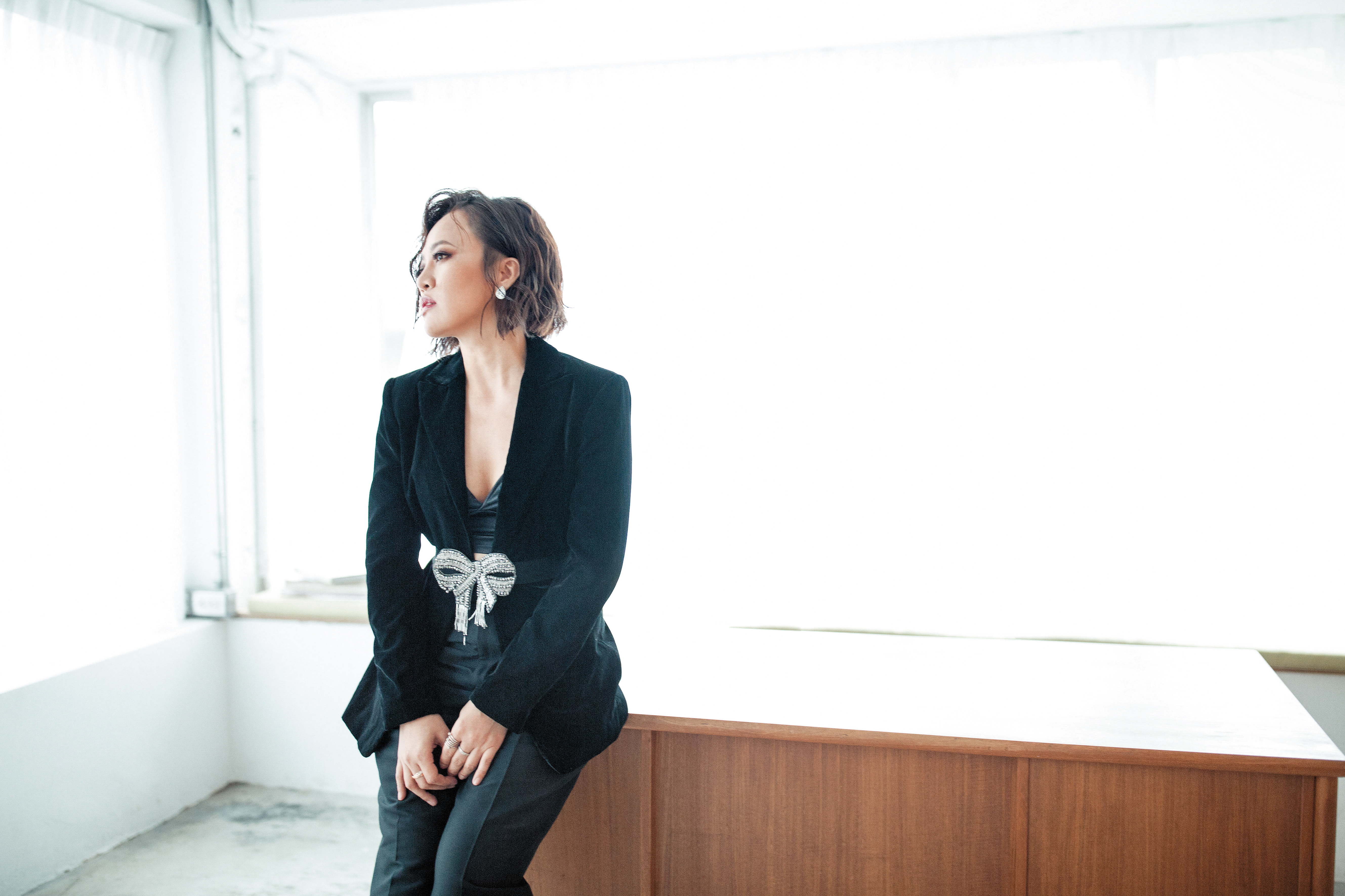 雖然是心甘情願一直付出卻曾經失去自我，在年紀奔四之際，戴愛玲慢慢把眼光看回自己。