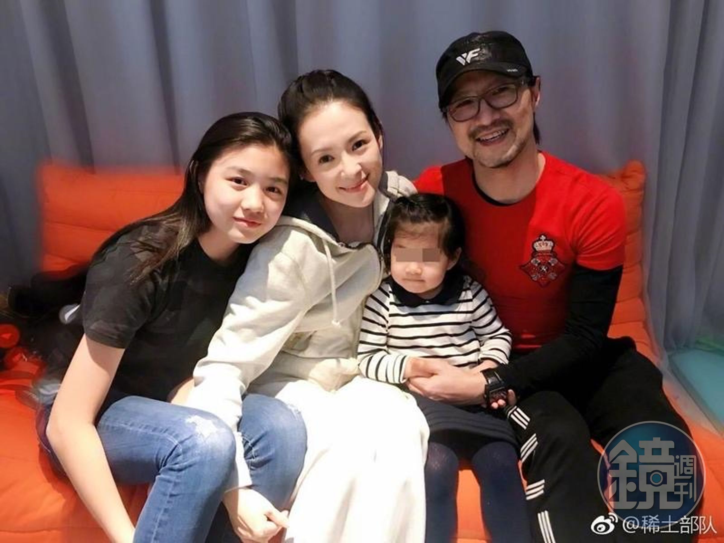汪峰與章子怡婚後一直以美滿形象著稱，日前章子怡更是高調宣佈自己又要當媽。（翻攝自微博）