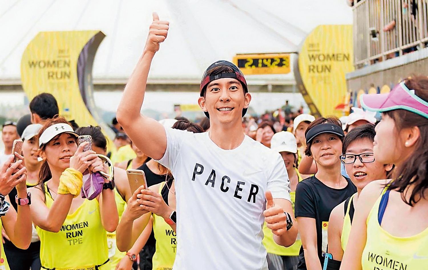 修杰楷熱愛運動，常參與路跑活動，路跑成績優異的他也受邀擔任配速員。（翻攝自修杰楷臉書）