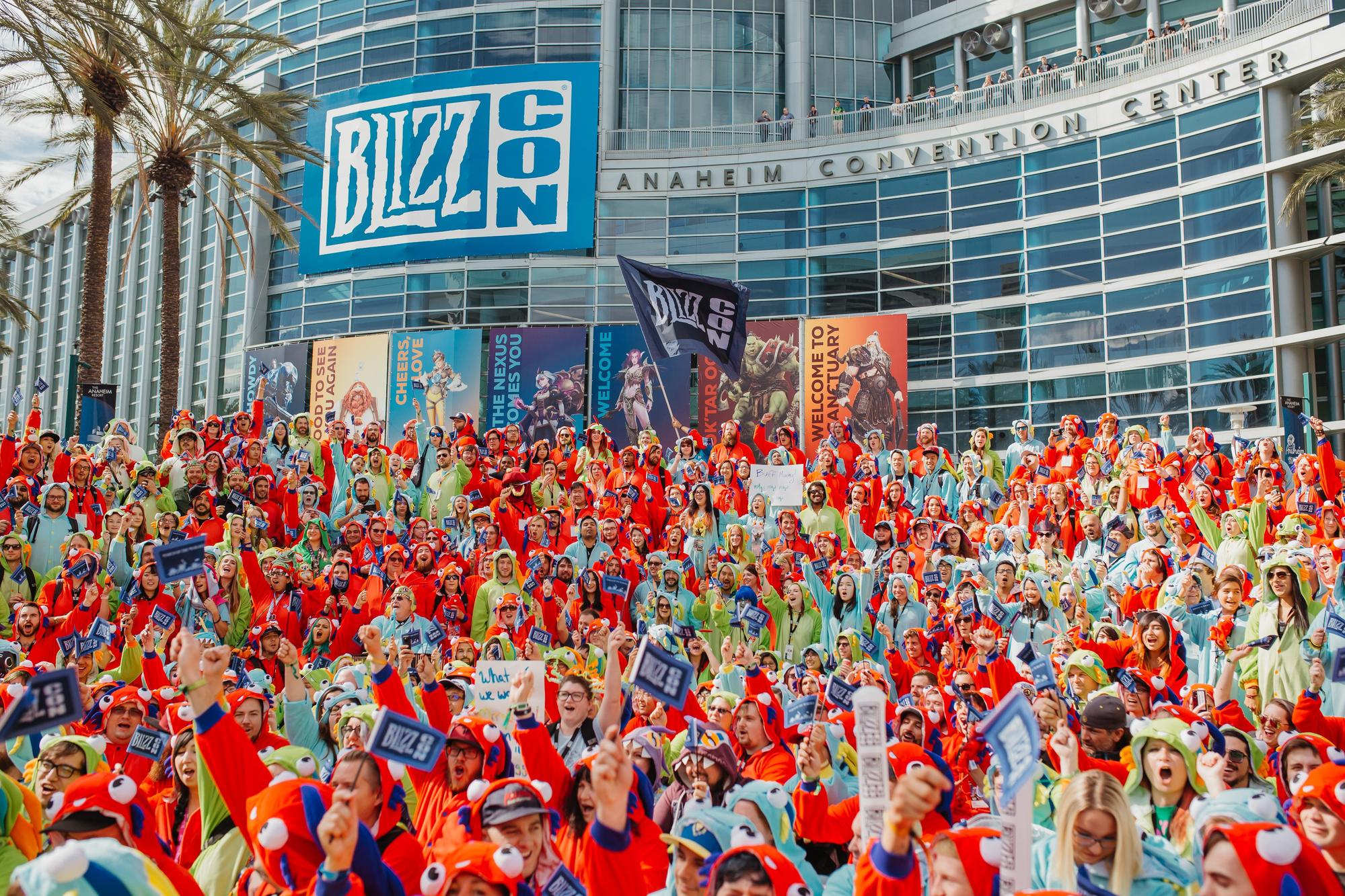BlizzCon今年一張票價約台幣7000元，仍吸引逾四萬人買票進場。（暴雪娛樂提供）