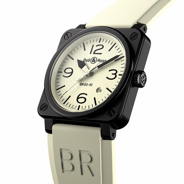 BR03-92 Full Lum | 錶徑42mm、陶瓷錶殼、自動上鍊機芯、時間及日期指示、建議售價NT$ 129,000。限量250只僅在實體及網路專賣店發售。