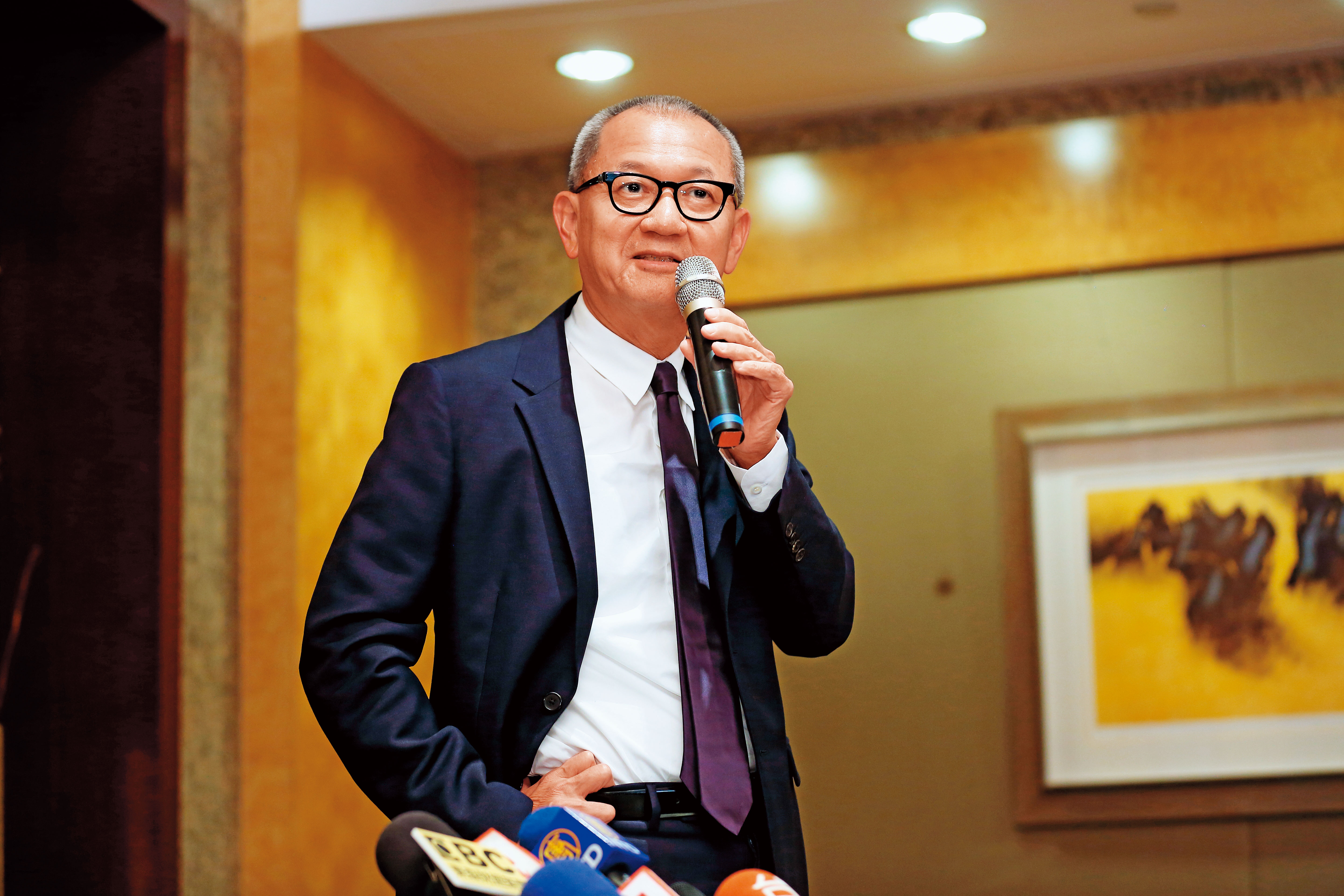 有科技業併購天王之稱的國巨董事長陳泰銘再度出手，併購美國百年被動元件廠基美，揮軍高端市場。