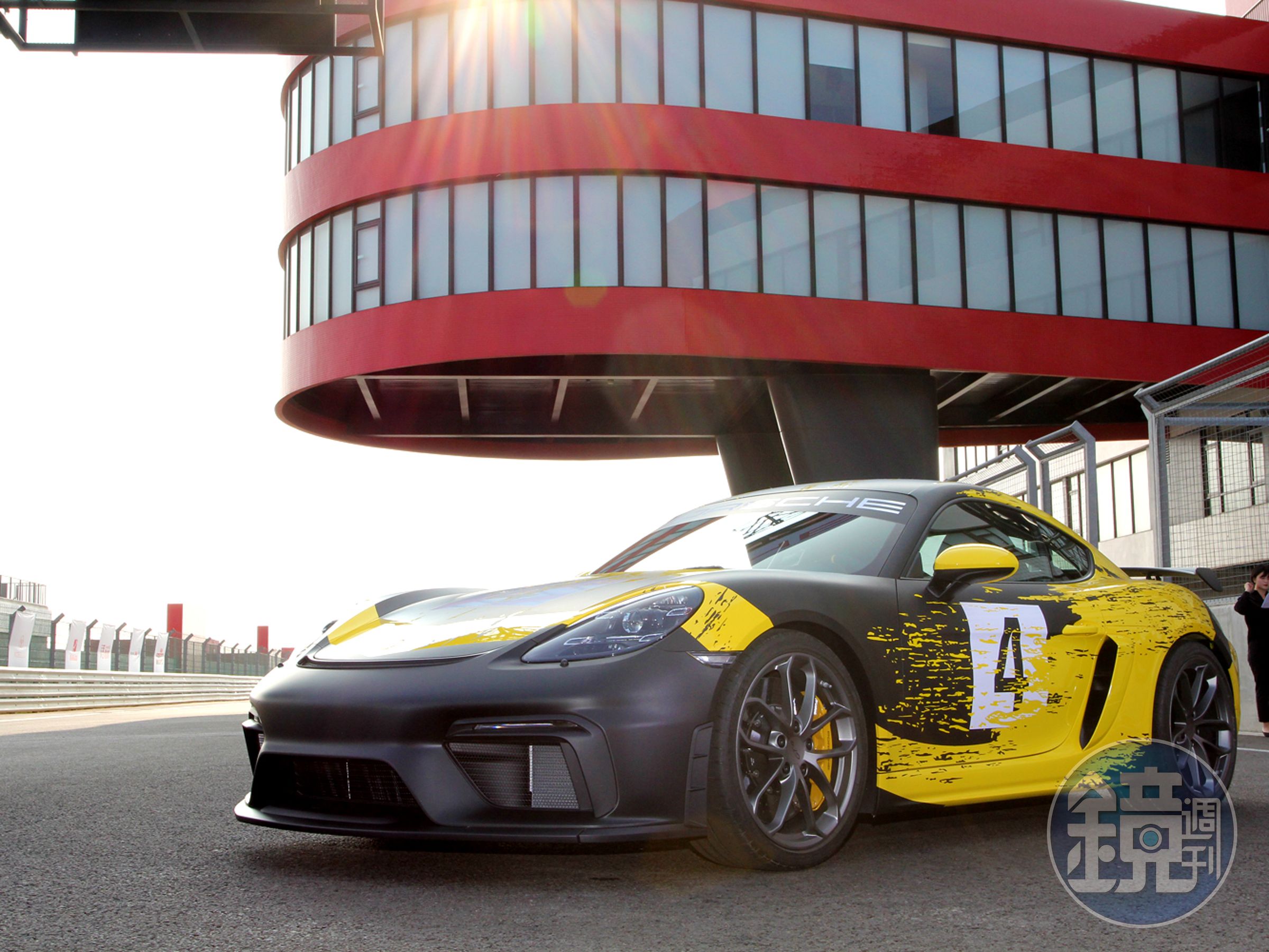 年度壓軸的重磅新車-全新718 Cayman GT4特選定於SPORTSCAR TOGETHER DAY品牌盛會全台首演亮相。