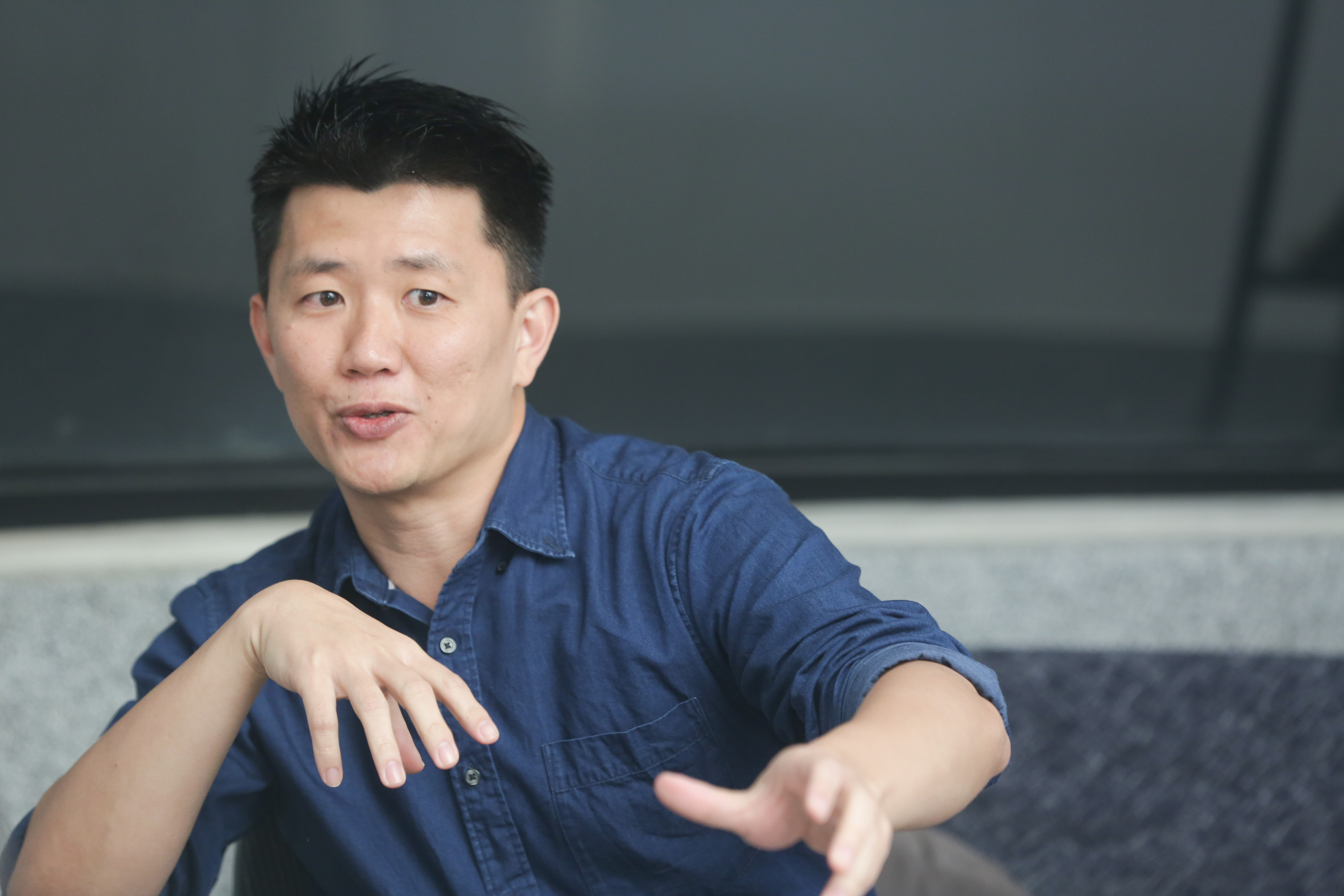 廖克發在面對不同演員時會有不同的調教法,但他追求的是自然的反應。