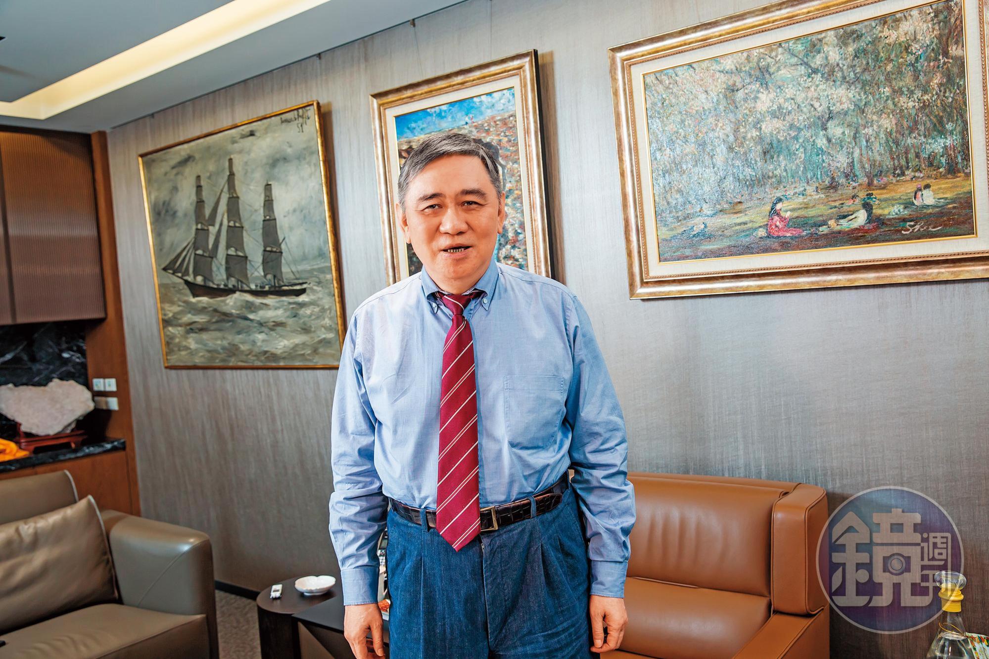 王文洋早把事業交給專業經理人,3年前開始過著半退休生活。
