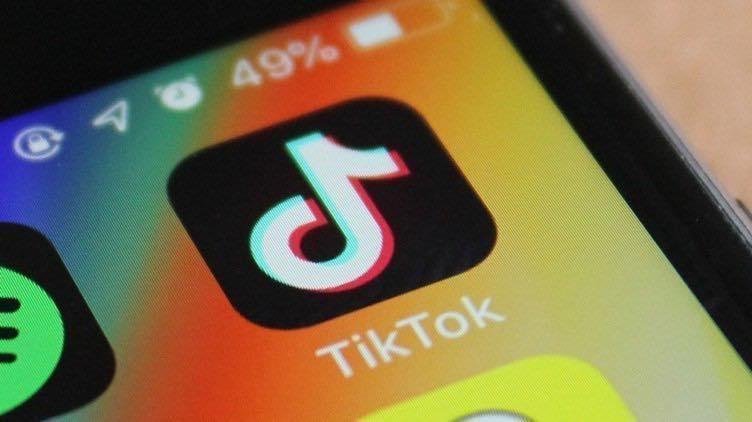 中國短影音平台TikTok（抖音）面臨美國審查壓力，正努力淡化中國色彩。（抖音新世界臉書）