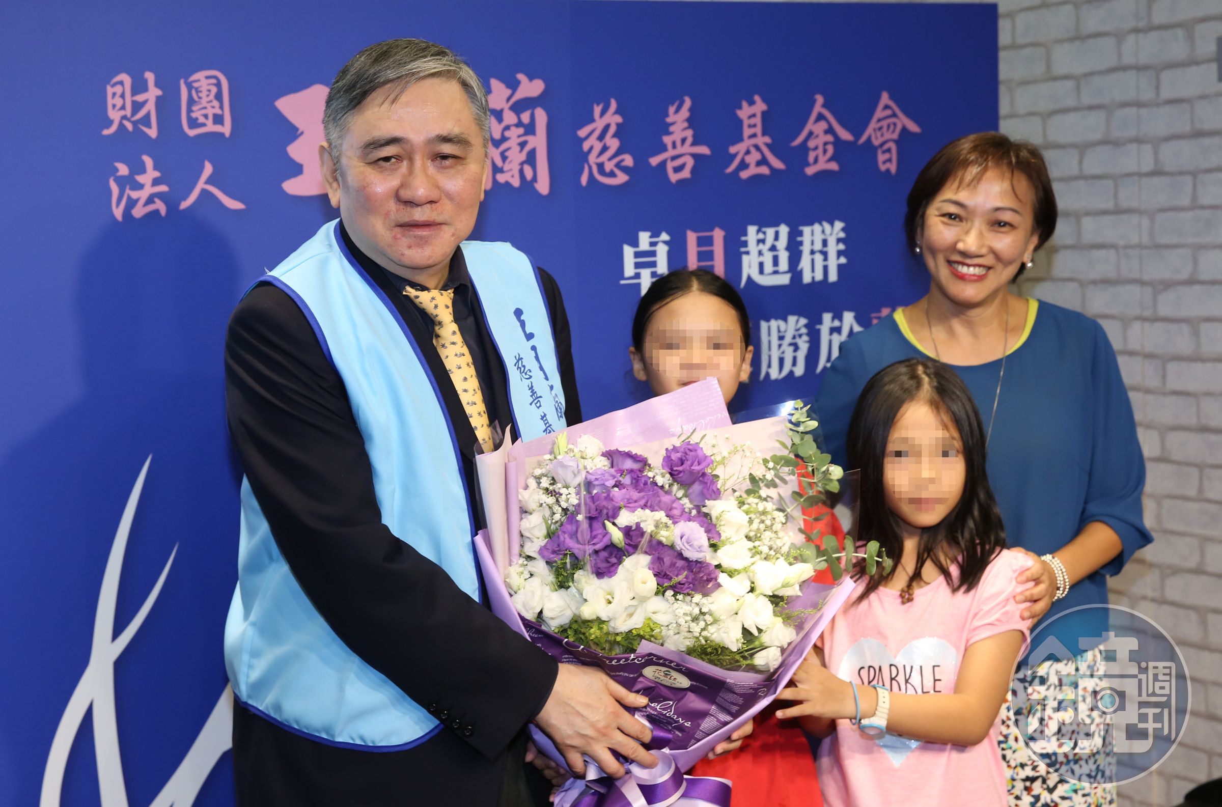 王文洋假日也拚公益，希望幫助弱勢孩童翻轉人生。