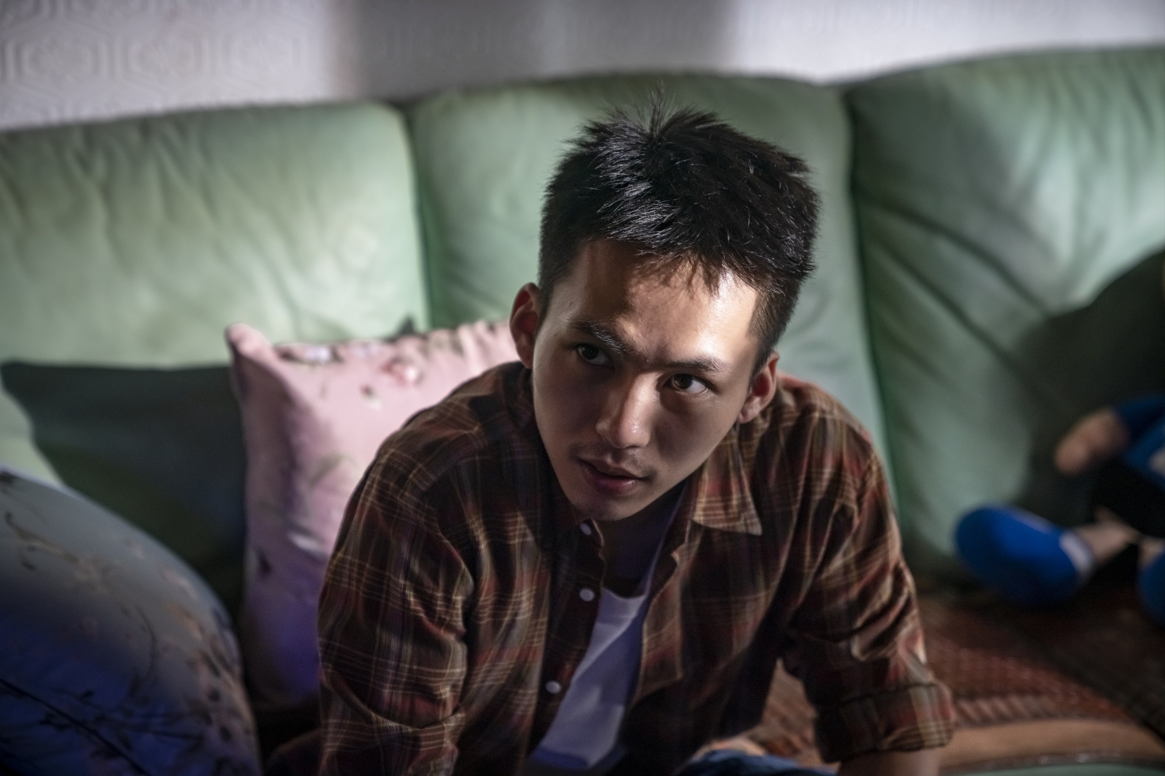 巫建和在《陽光普照》呈現了多層次的演技，帶領觀眾經歷主角阿和的成長。（甲上提供）