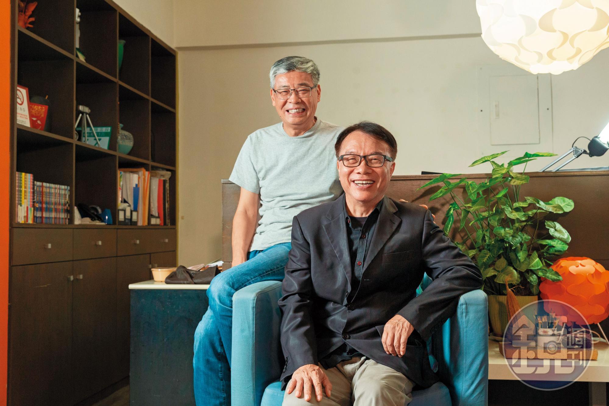 導演劉嵩（左）與總策劃林盛豐（右），自28年前合作紀錄片《城市的身世》後培養出絕佳默契。