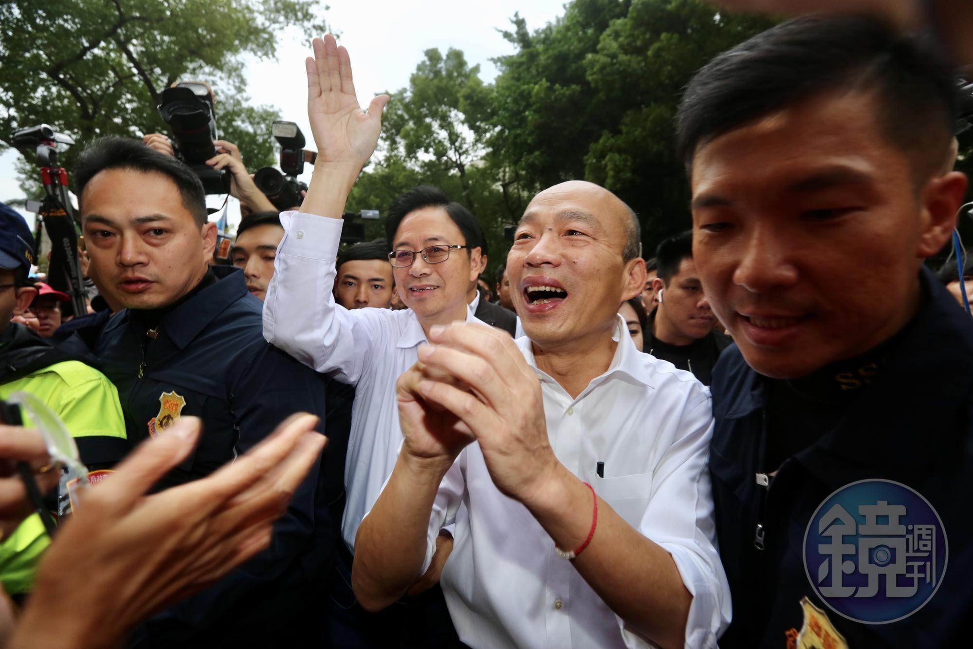 國民黨總統候選人韓國瑜再遭爆料擁有大安區仁愛路樓中樓房地產,韓辦回應該房產為親戚持有。