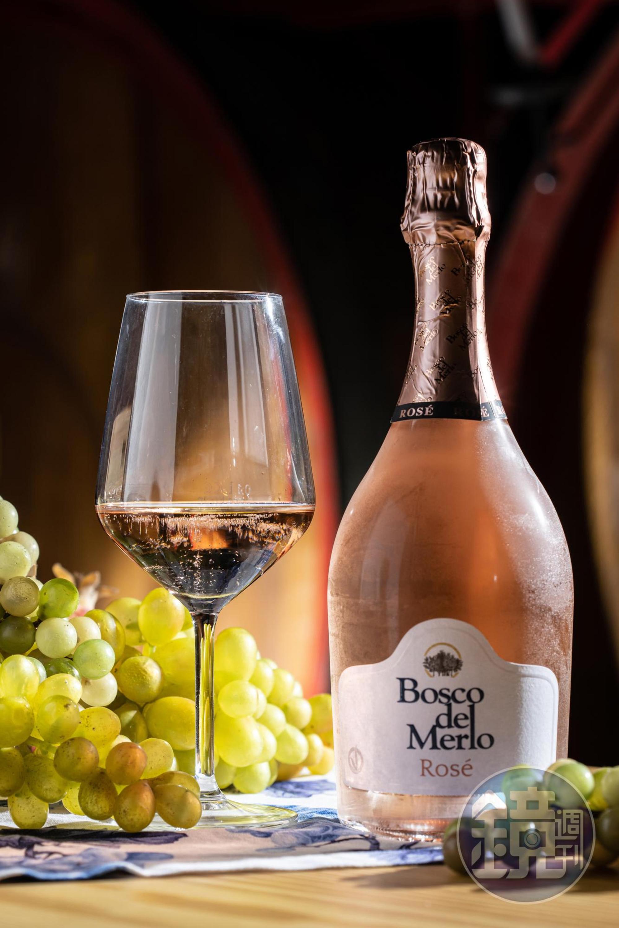 以85％Glera葡萄加上15％Pinot Noir釀成的「Bosco del Merlo Rosé」有著夢幻色澤與纖細果香。