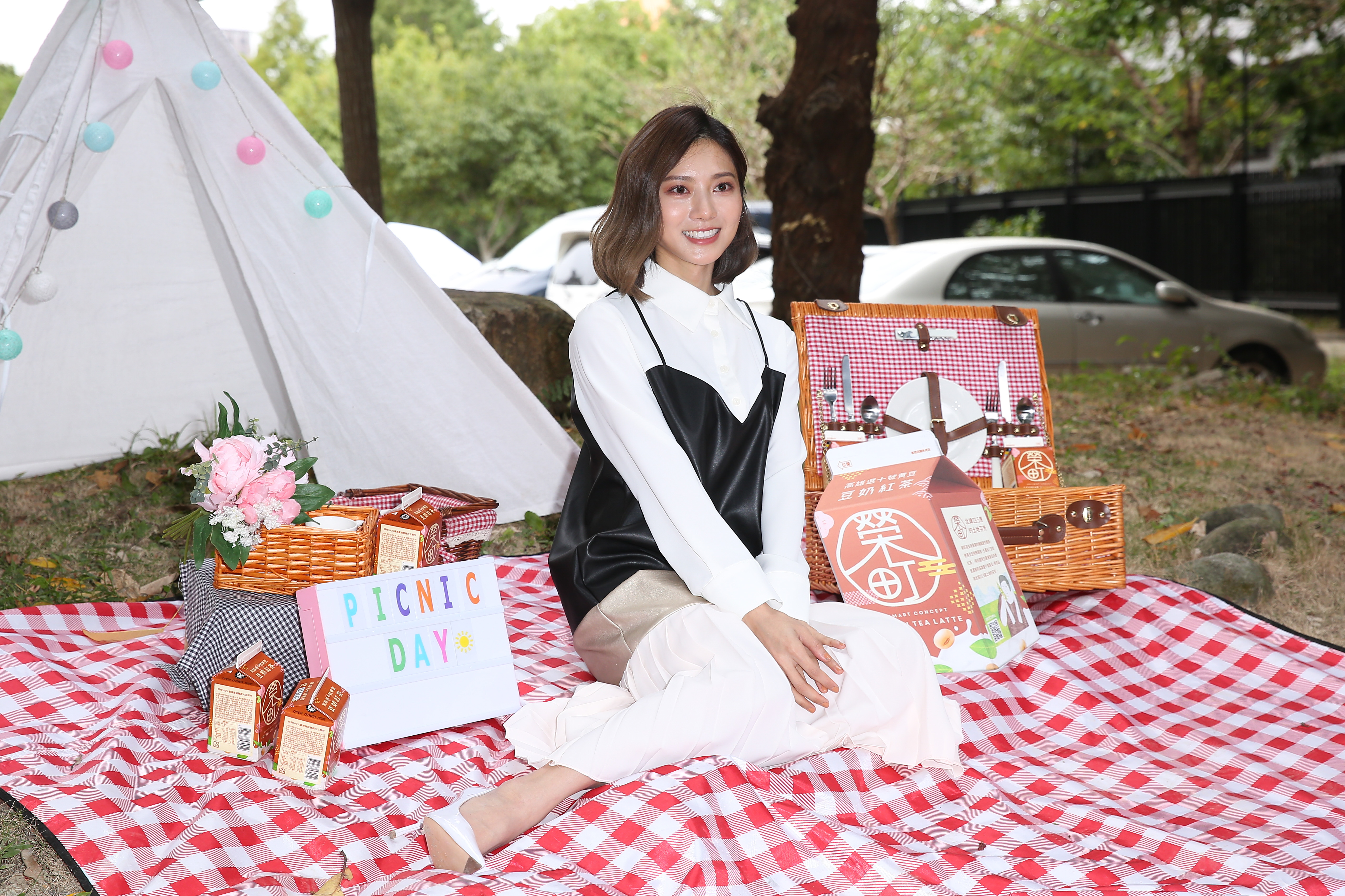 蔡黃汝今天受邀出席「榮町豆奶紅茶」7-11上市記者會，她笑說出道這麼多年，總算接到「豆類」的相關工作！