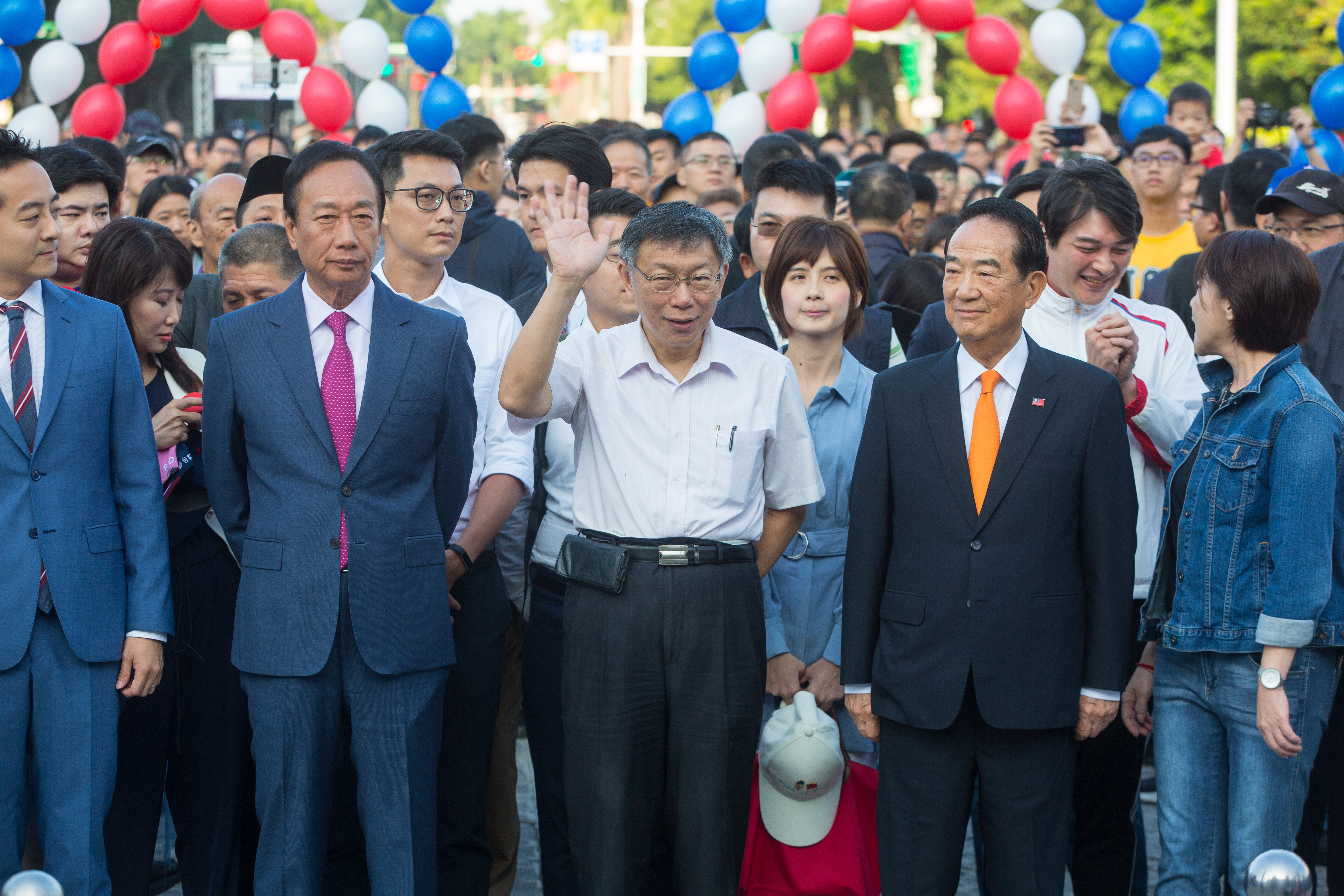 鴻海創辦人郭台銘否認雙邊押寶，又大爆料王、柯、宋之間不好整合。圖為本刊資料照。