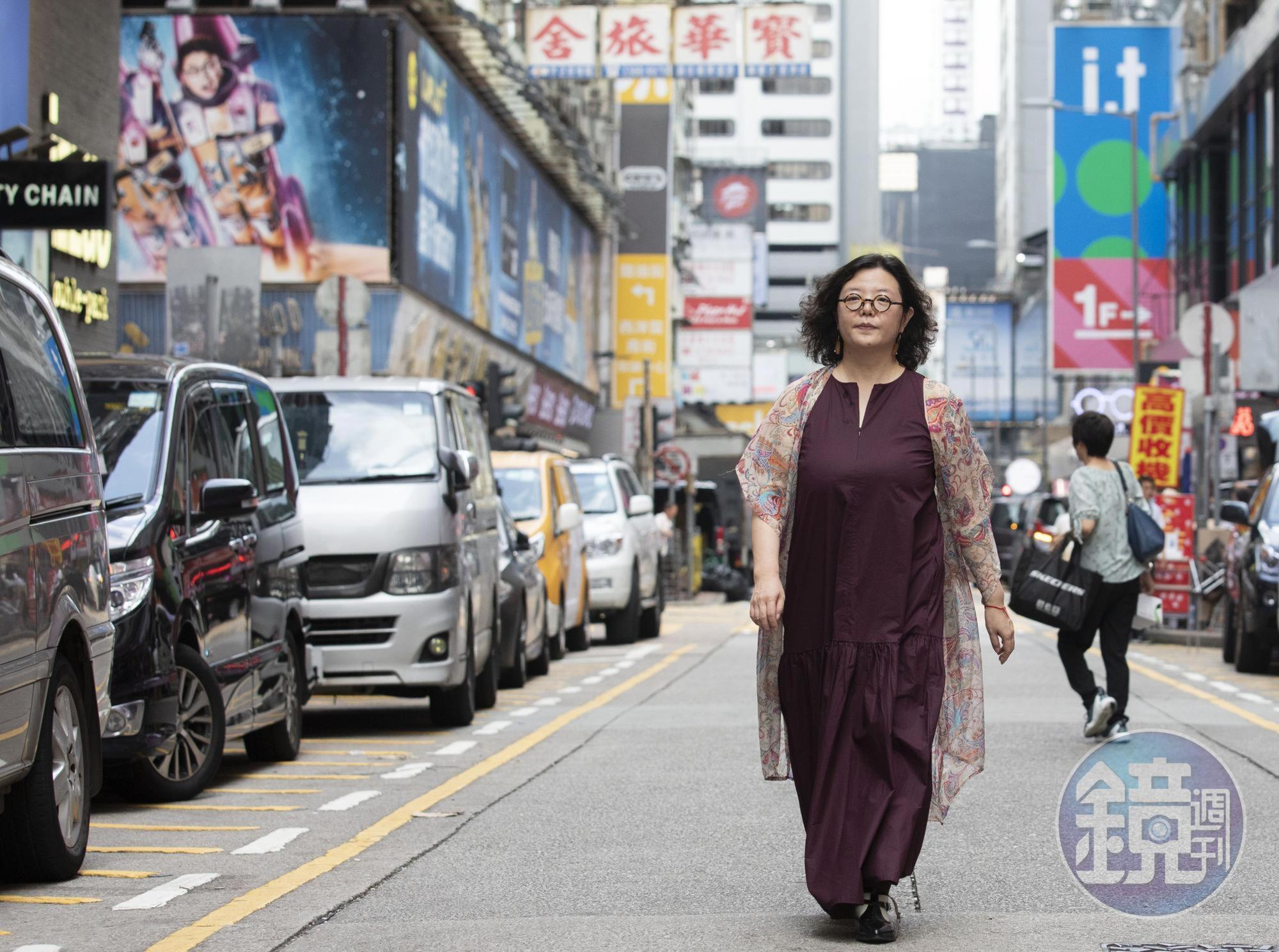 作家鄧小樺日前接受本刊採訪，感嘆香港書店的銳減，城市風景物換星移。