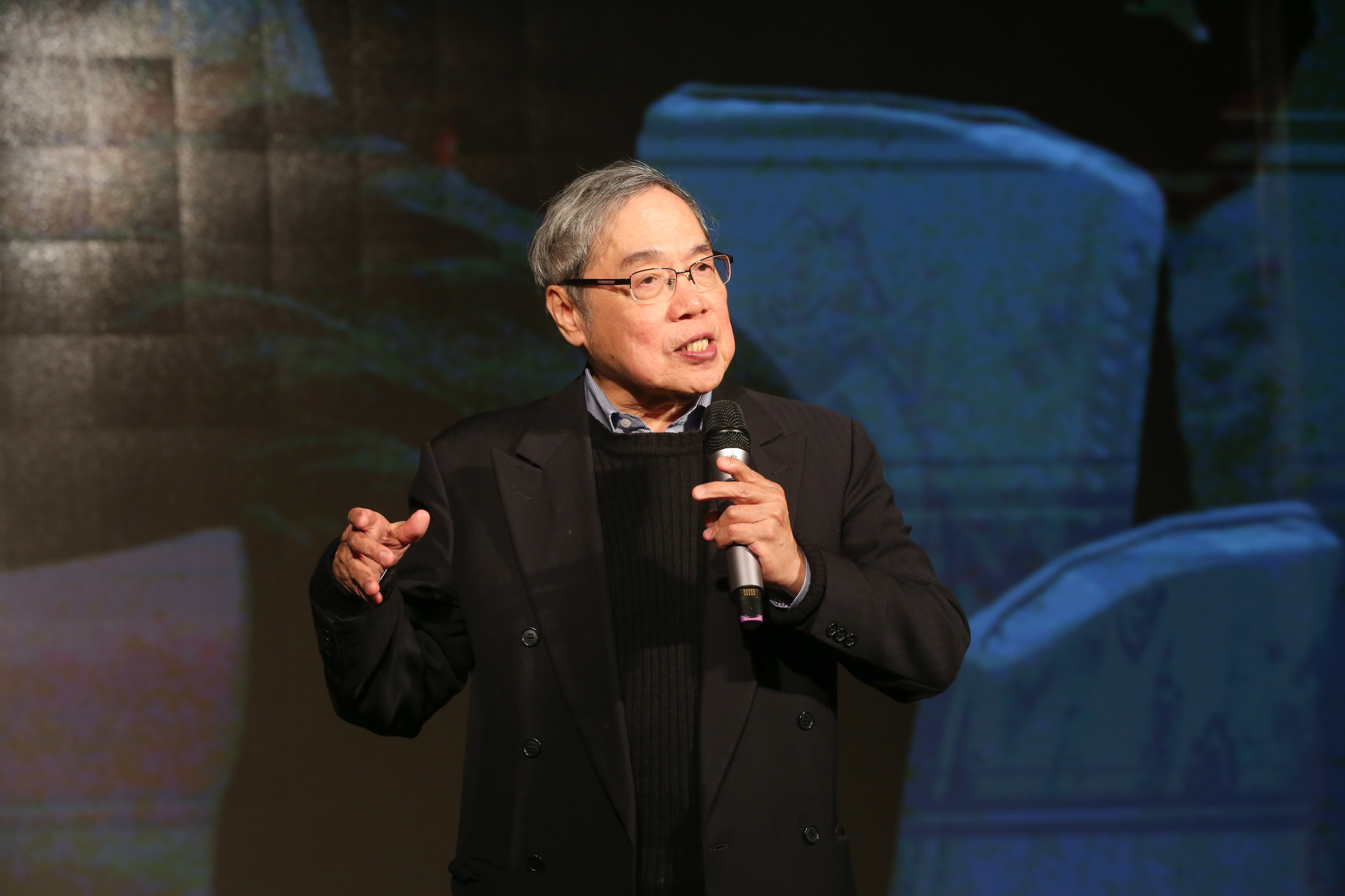 作家、政大教授陳芳明回憶過去被列國民黨黑名單的往事,回擊柯文哲「說風涼話太過殘忍了。」