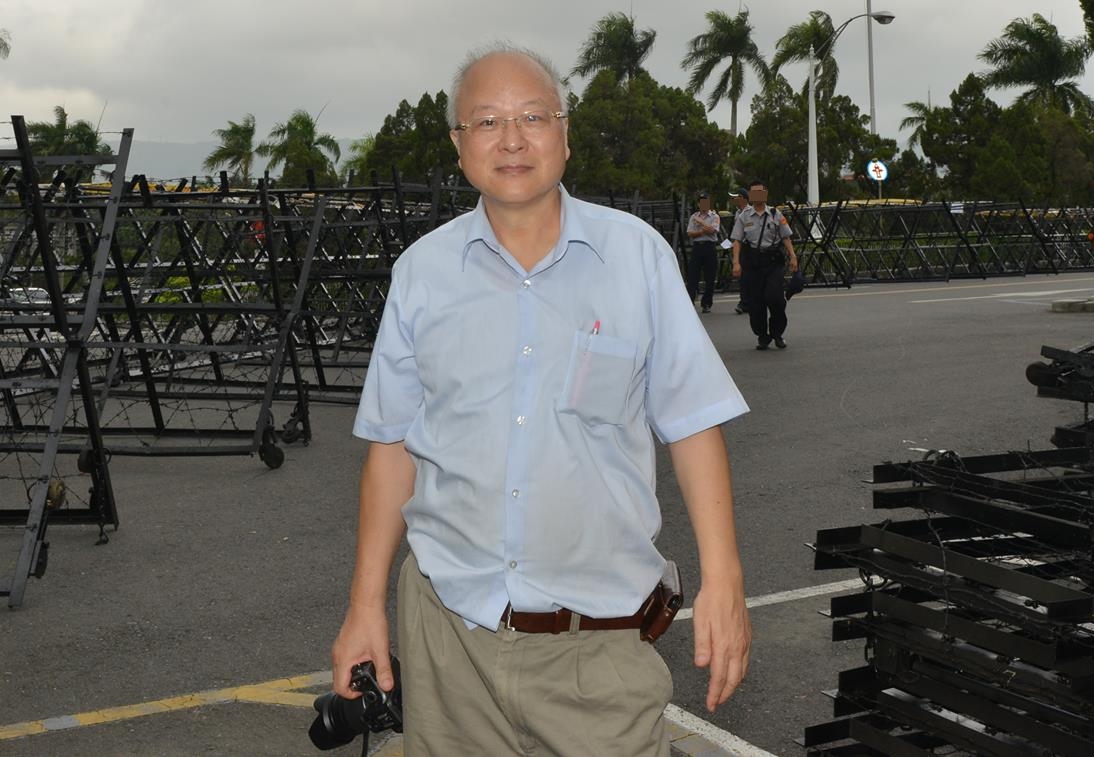 郭冠英雖稱「代表中國共產黨」是玩笑話，不過仍表示「認為他是我們中國最好的一個執政黨。」（翻攝自郭冠英臉書）