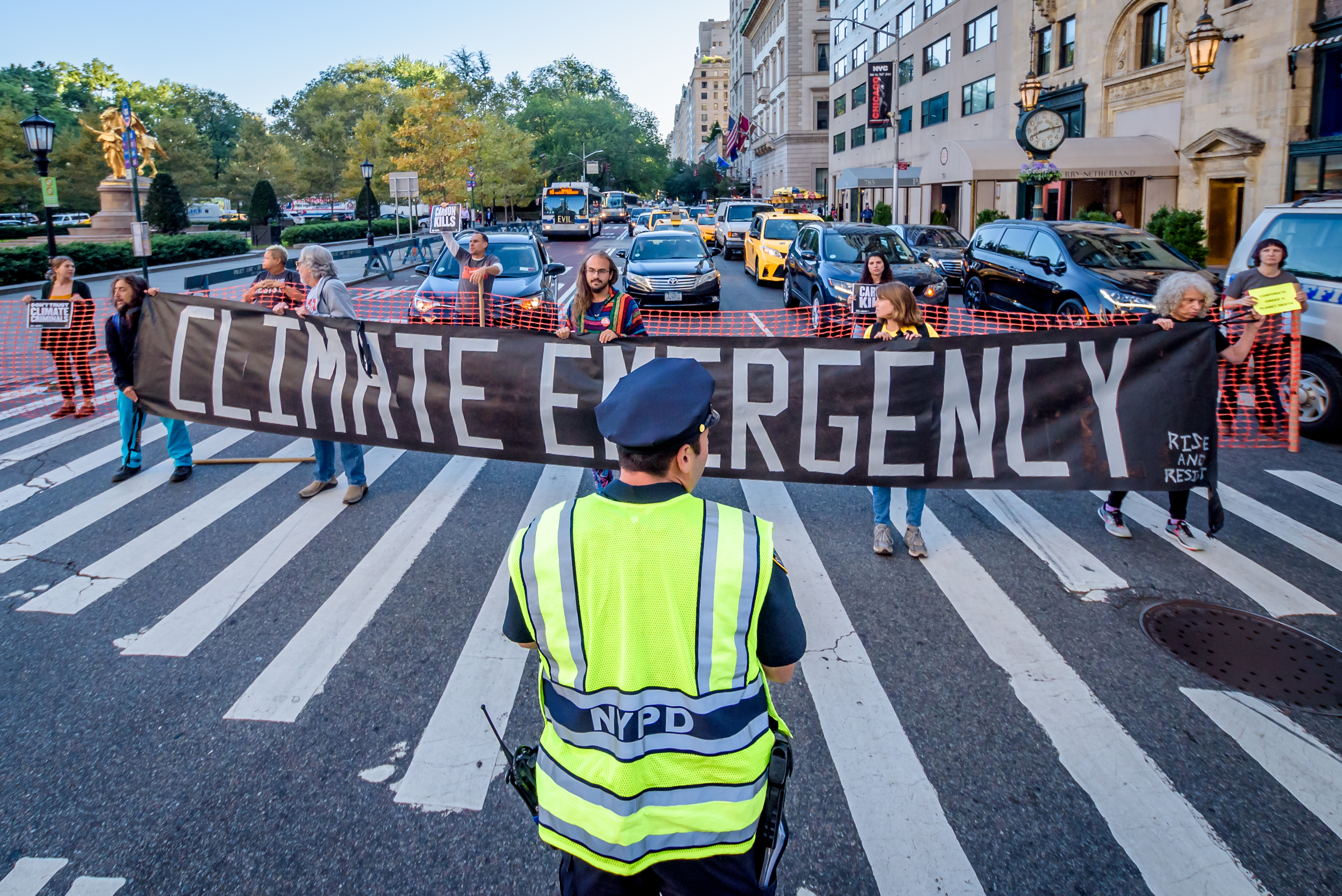 「氣候緊急狀態」成了牛津字典選出的2019年度字。（東方IC）