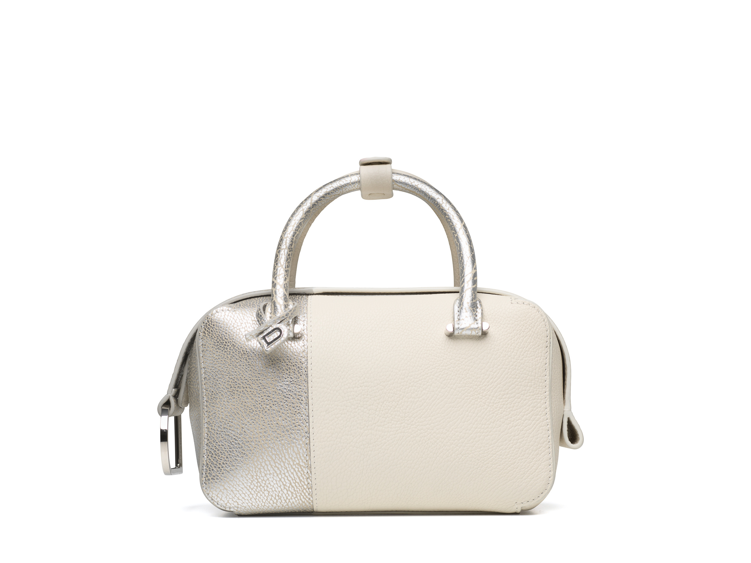 DELVAUX 190週年紀念款Cool Box系列銀色牛皮拼接小型肩揹手提包。NT$121,900(美之心提供)