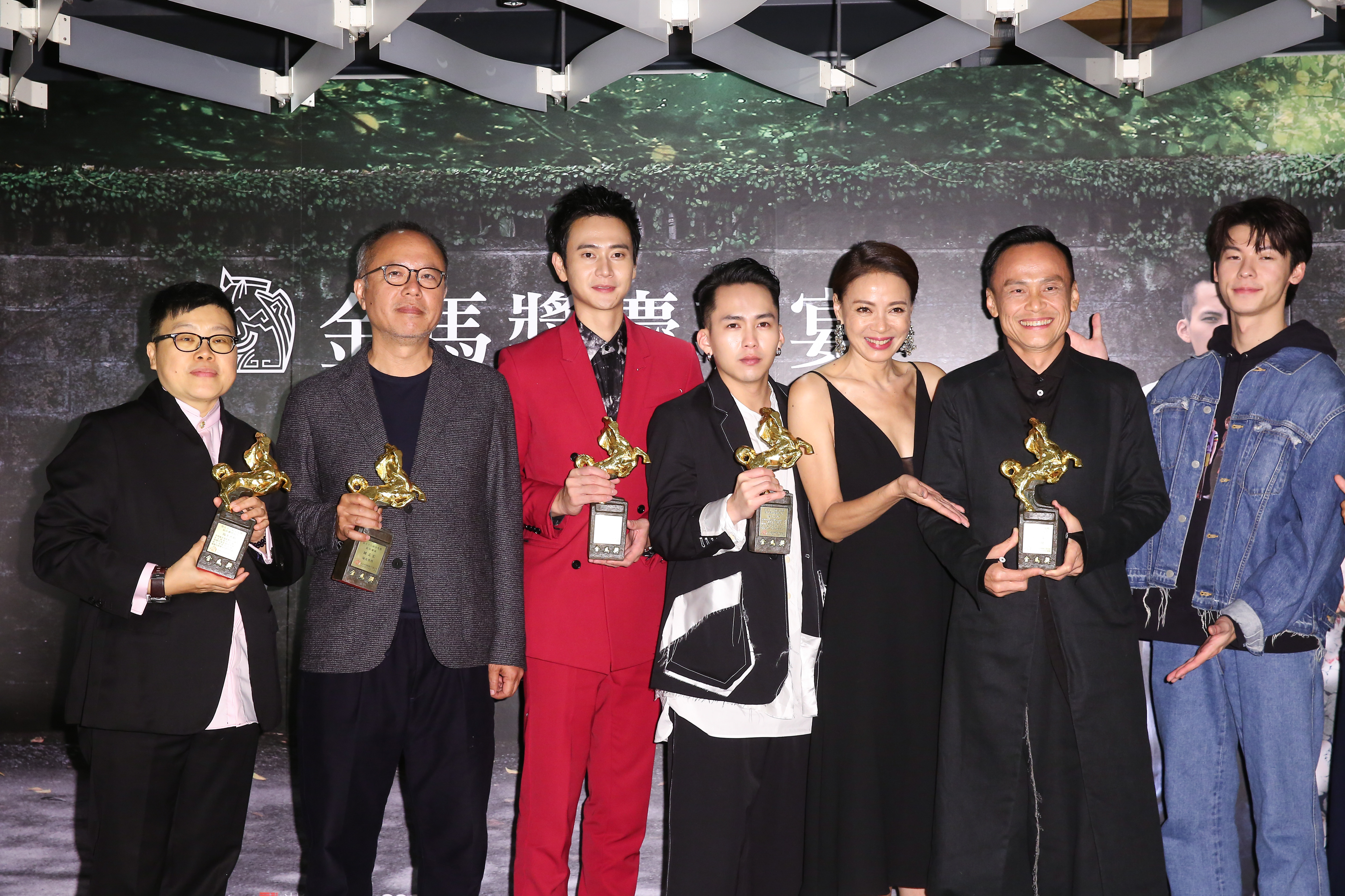 《陽光普照》獲得最佳劇情長片、男主角、男配角、最佳導演、最佳剪輯等5項大獎,加上觀眾票選最佳影片獎,共拿了6座金馬獎。